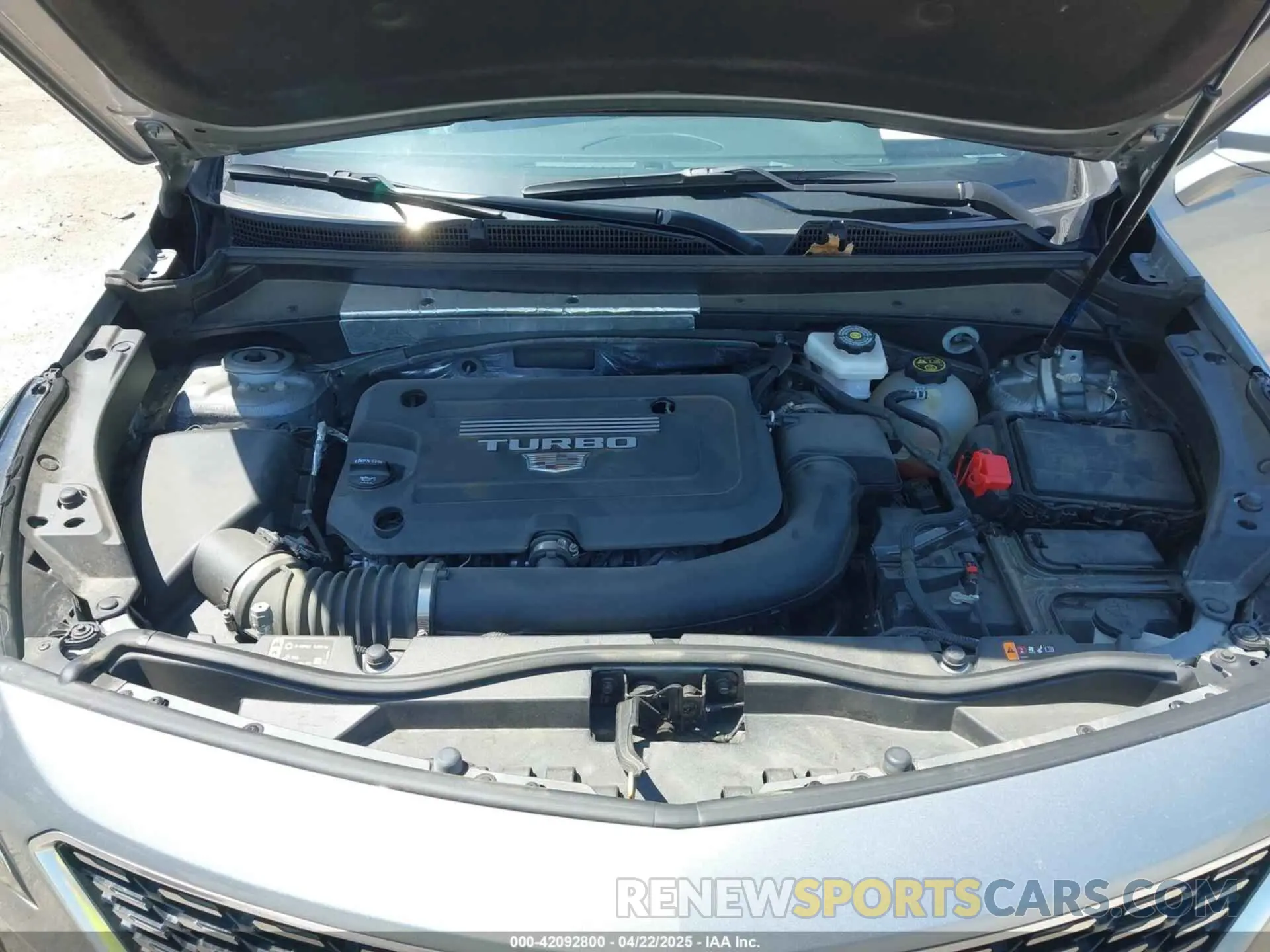 10 Photograph of a damaged car 1GYAZAR40PF108965 CADILLAC XT4 2023