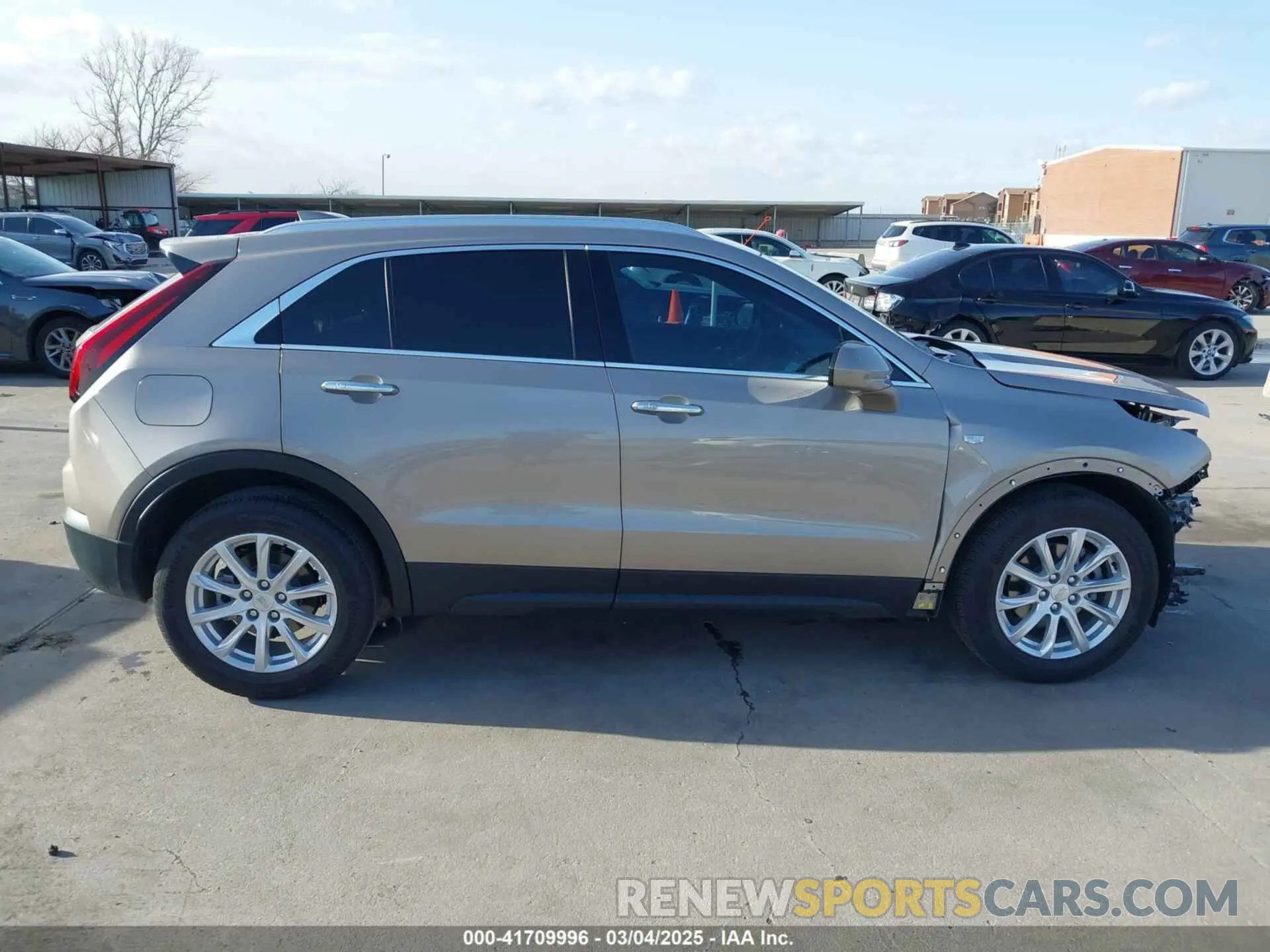 14 Фотография поврежденного автомобиля 1GYAZAR41PF149914 CADILLAC XT4 2023
