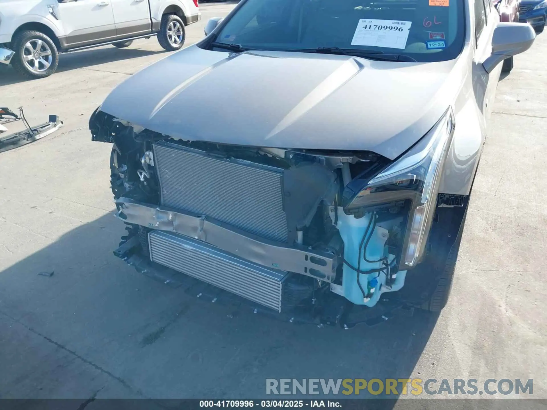 6 Фотография поврежденного автомобиля 1GYAZAR41PF149914 CADILLAC XT4 2023