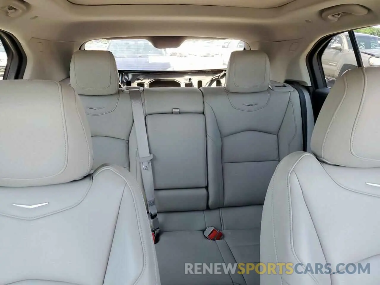 10 Photograph of a damaged car 1GYAZAR42PF102696 CADILLAC XT4 2023