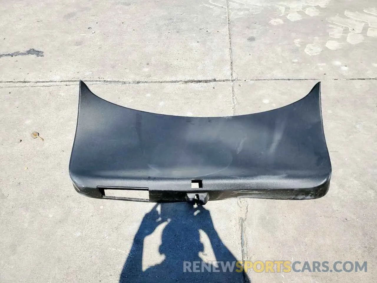 13 Photograph of a damaged car 1GYAZAR42PF102696 CADILLAC XT4 2023