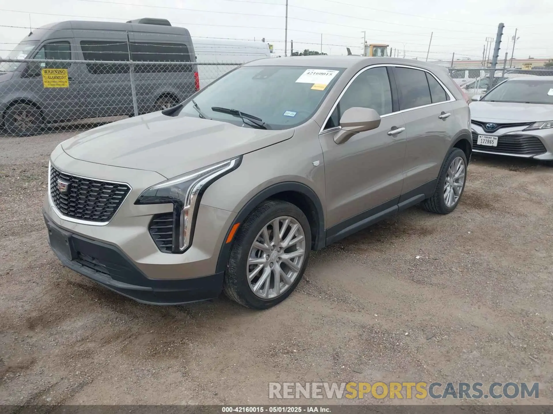 2 Photograph of a damaged car 1GYAZAR43PF152992 CADILLAC XT4 2023