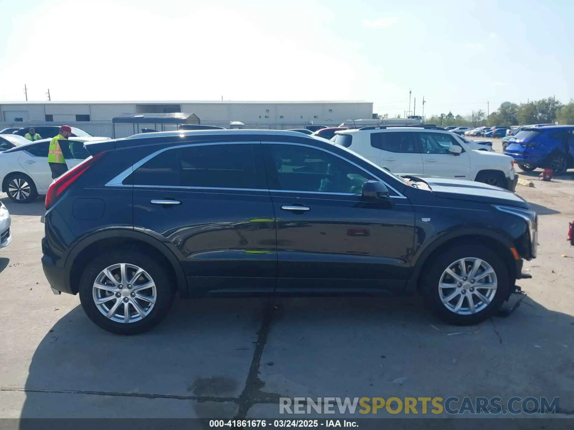 14 Фотография поврежденного автомобиля 1GYAZAR47PF145379 CADILLAC XT4 2023