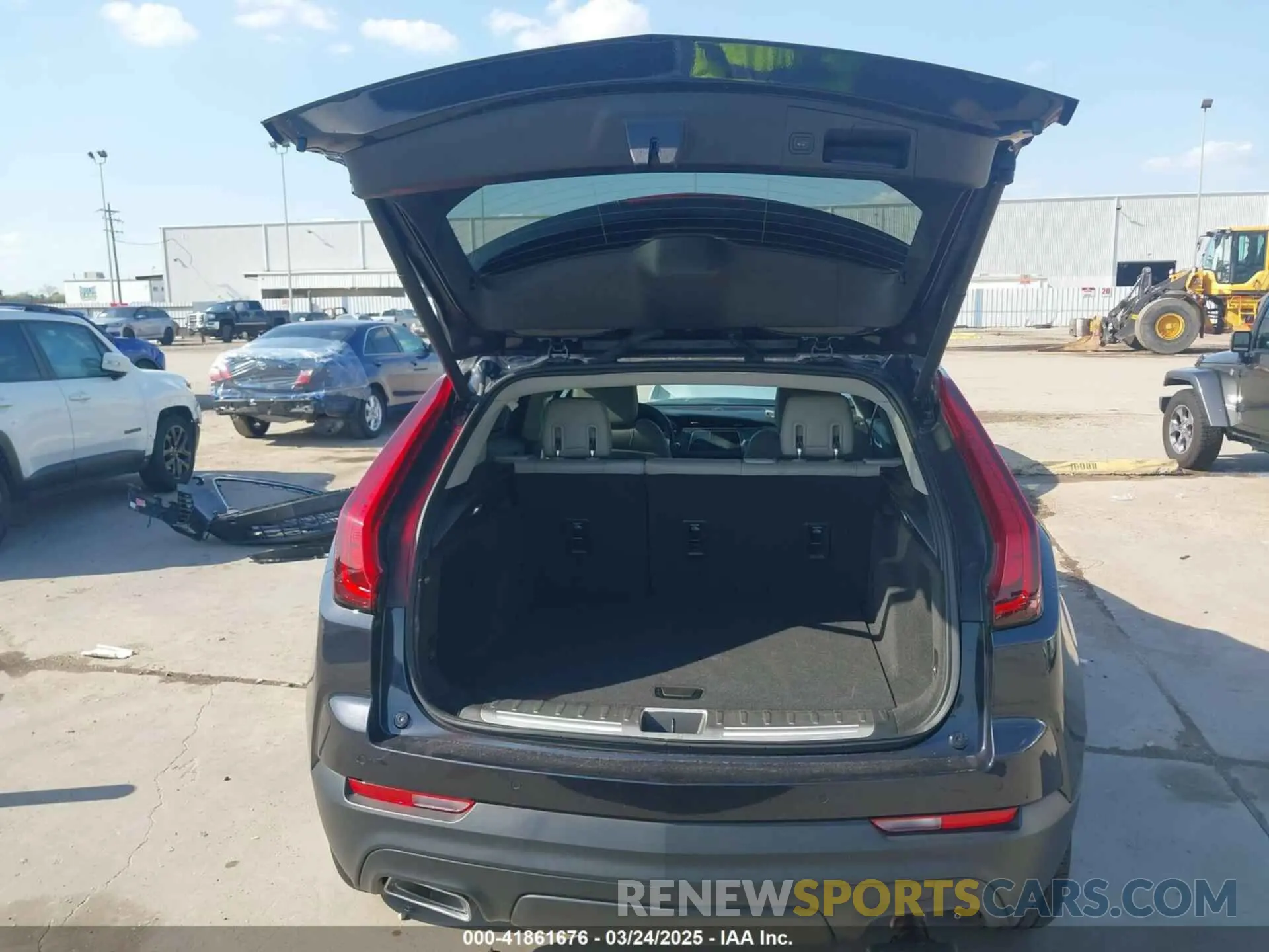 19 Фотография поврежденного автомобиля 1GYAZAR47PF145379 CADILLAC XT4 2023