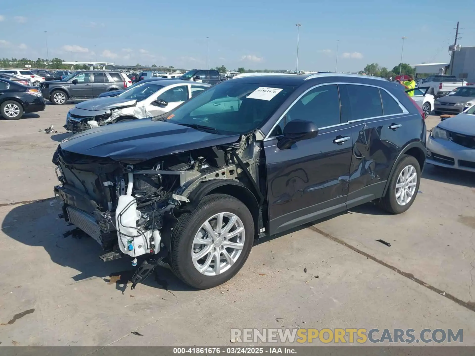 2 Фотография поврежденного автомобиля 1GYAZAR47PF145379 CADILLAC XT4 2023
