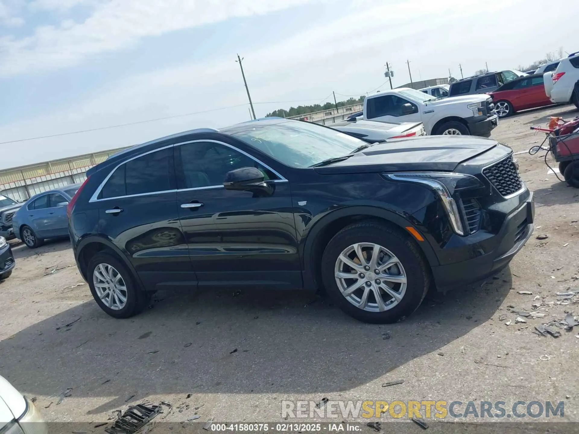 12 Фотография поврежденного автомобиля 1GYAZAR47PF159153 CADILLAC XT4 2023