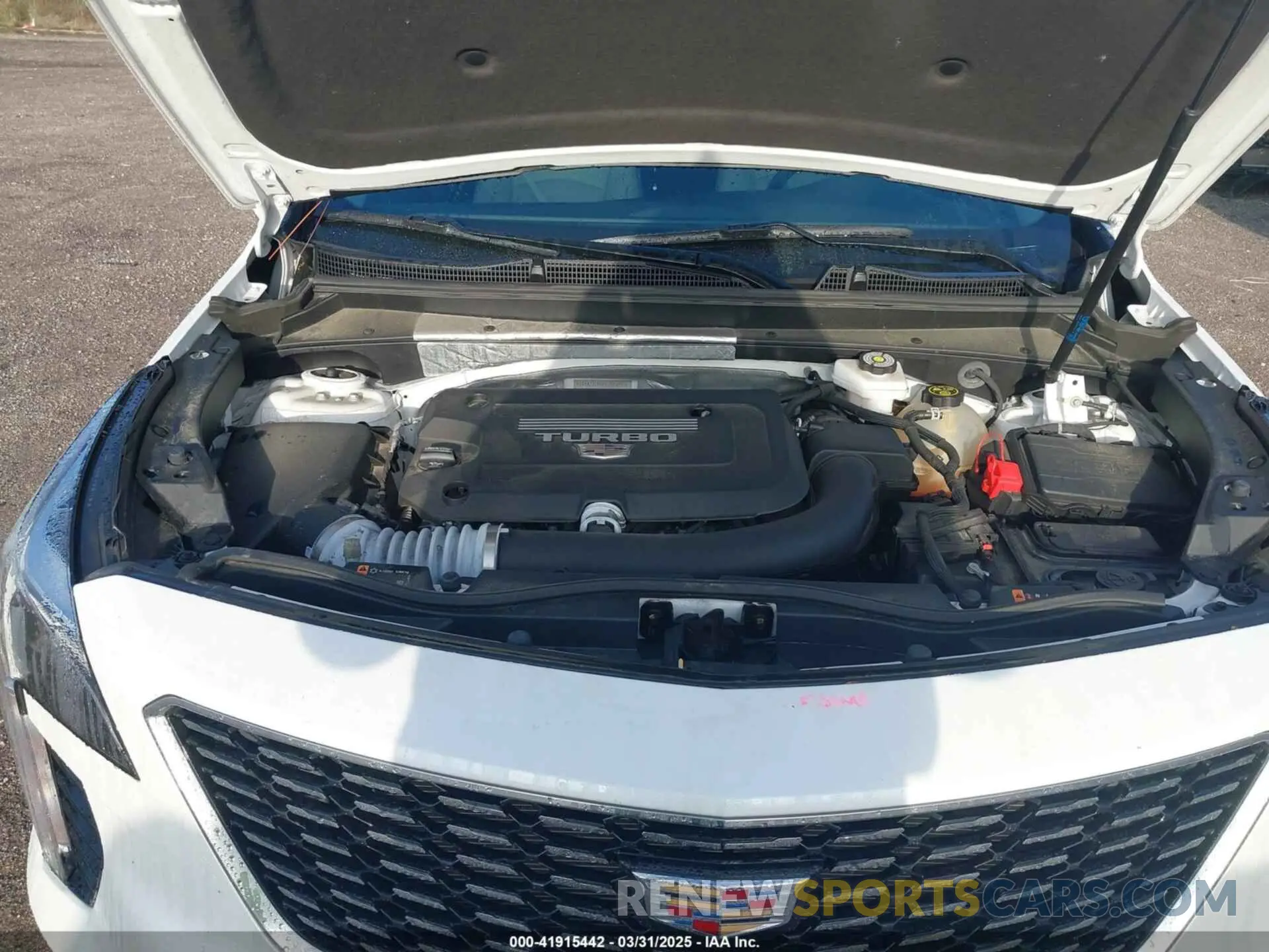 10 Photograph of a damaged car 1GYAZAR48PF205055 CADILLAC XT4 2023