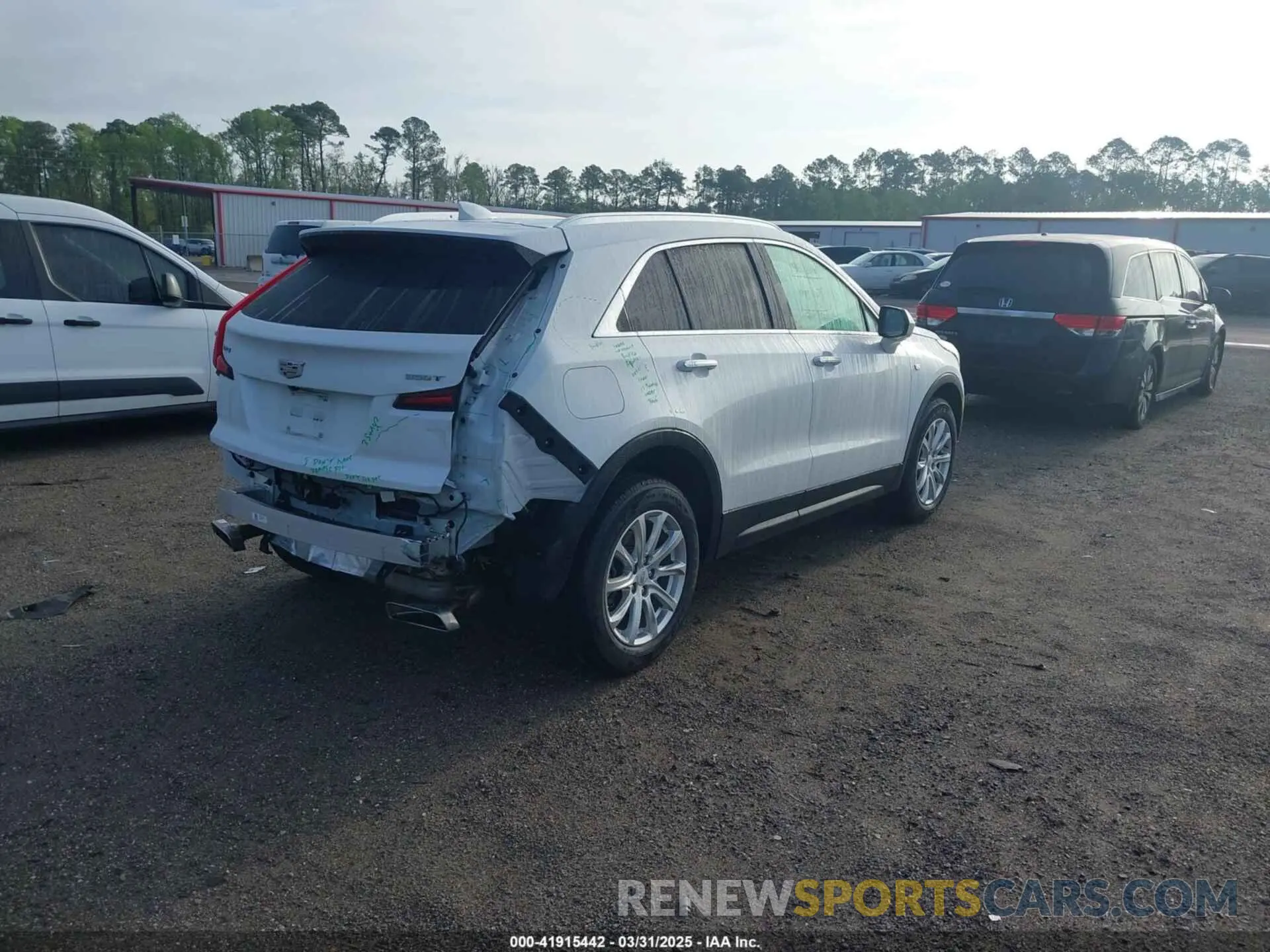 4 Photograph of a damaged car 1GYAZAR48PF205055 CADILLAC XT4 2023