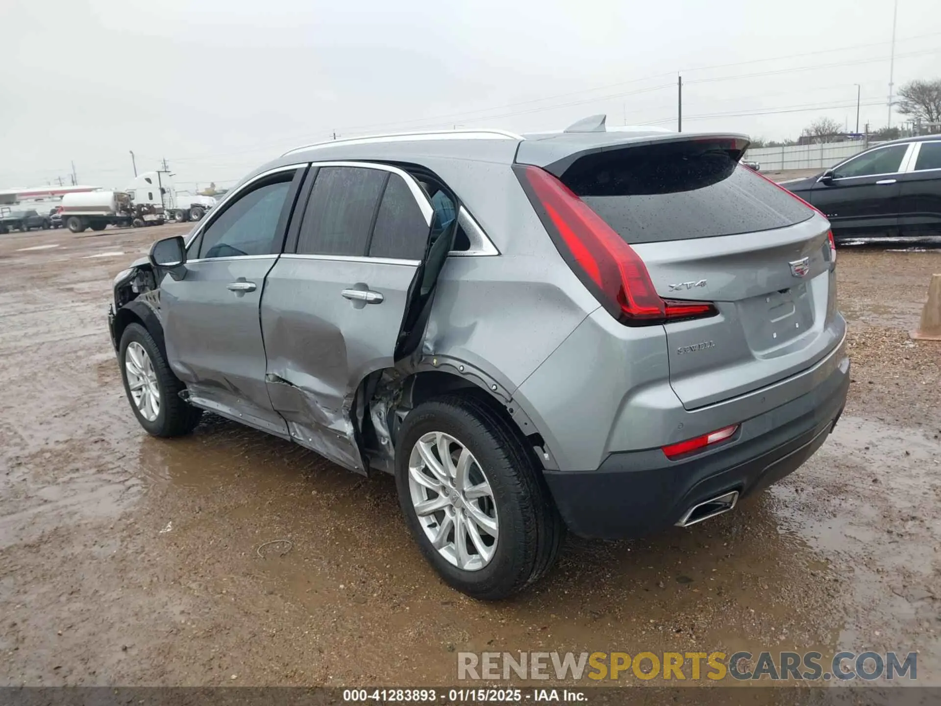 3 Фотография поврежденного автомобиля 1GYAZAR49PF170591 CADILLAC XT4 2023