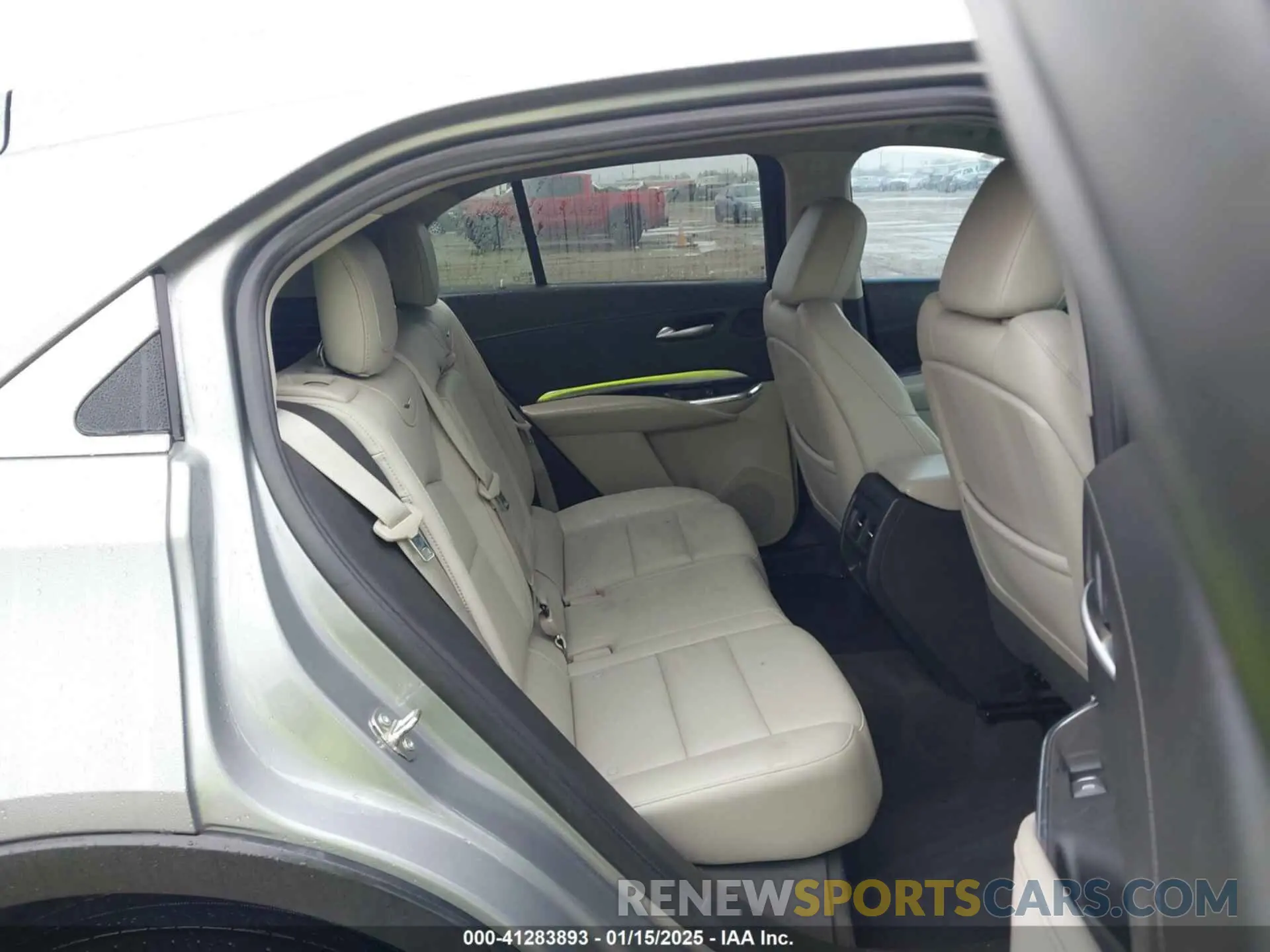 8 Фотография поврежденного автомобиля 1GYAZAR49PF170591 CADILLAC XT4 2023