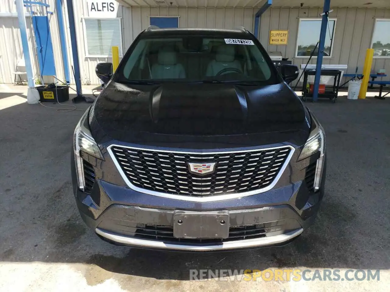 5 Photograph of a damaged car 1GYFZDR40PF202805 CADILLAC XT4 2023