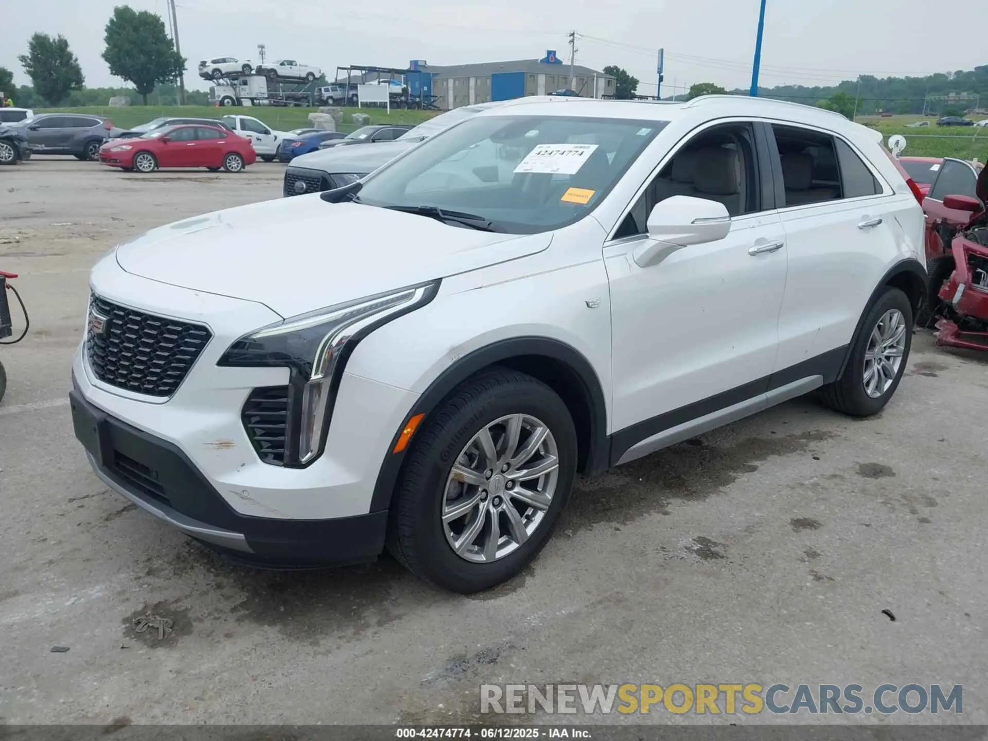 2 Фотография поврежденного автомобиля 1GYFZDR43PF176779 CADILLAC XT4 2023