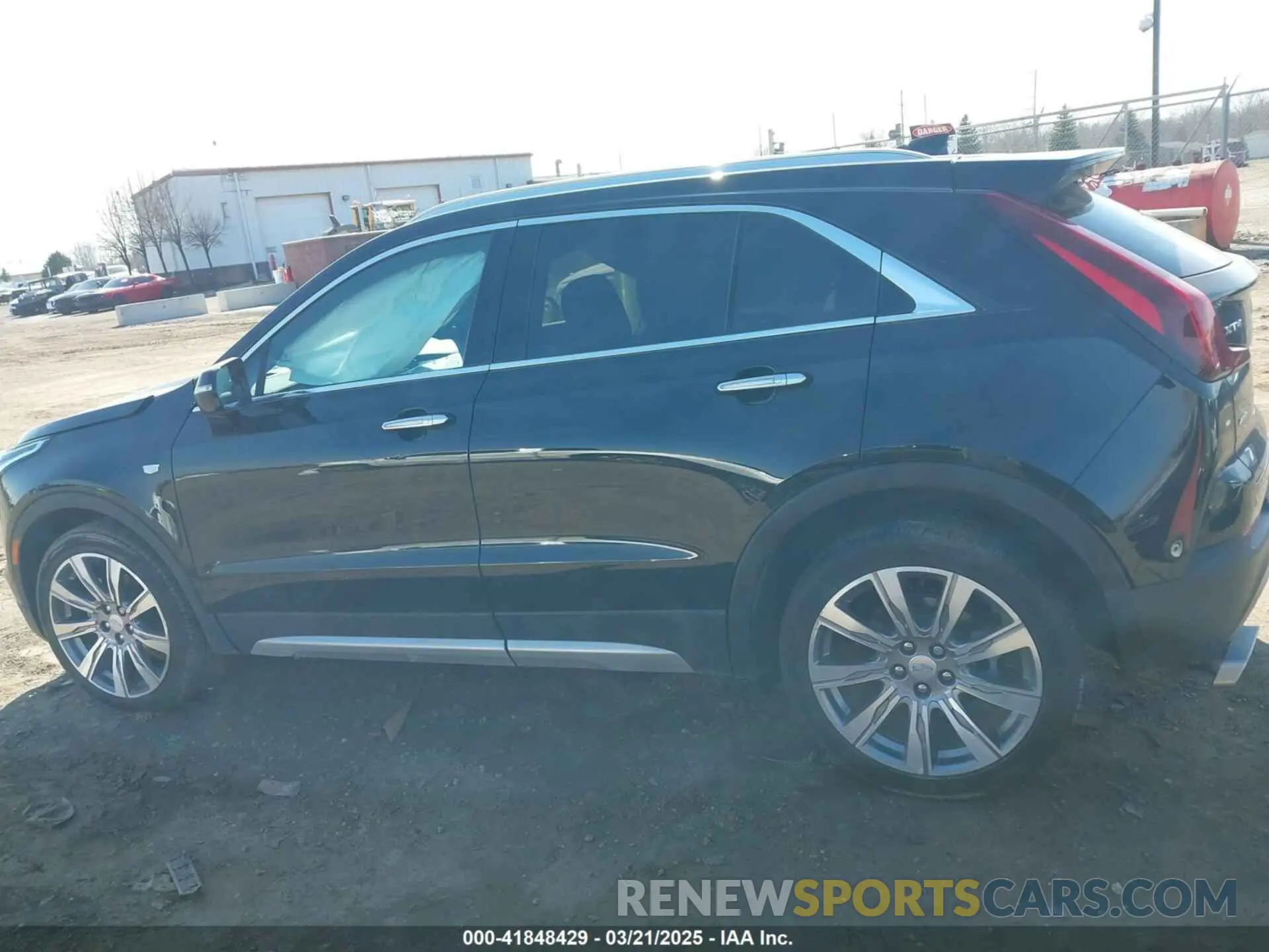 14 Фотография поврежденного автомобиля 1GYFZDR46PF195391 CADILLAC XT4 2023