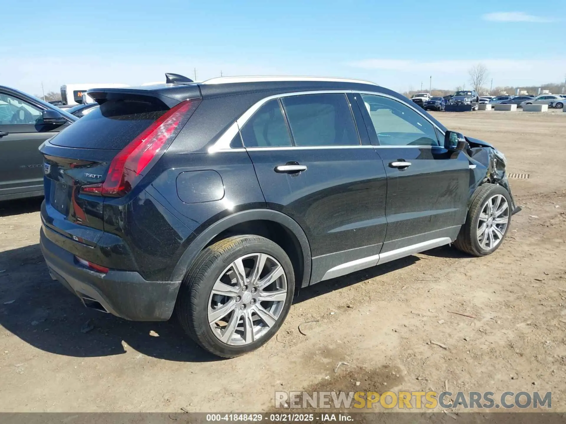 4 Фотография поврежденного автомобиля 1GYFZDR46PF195391 CADILLAC XT4 2023