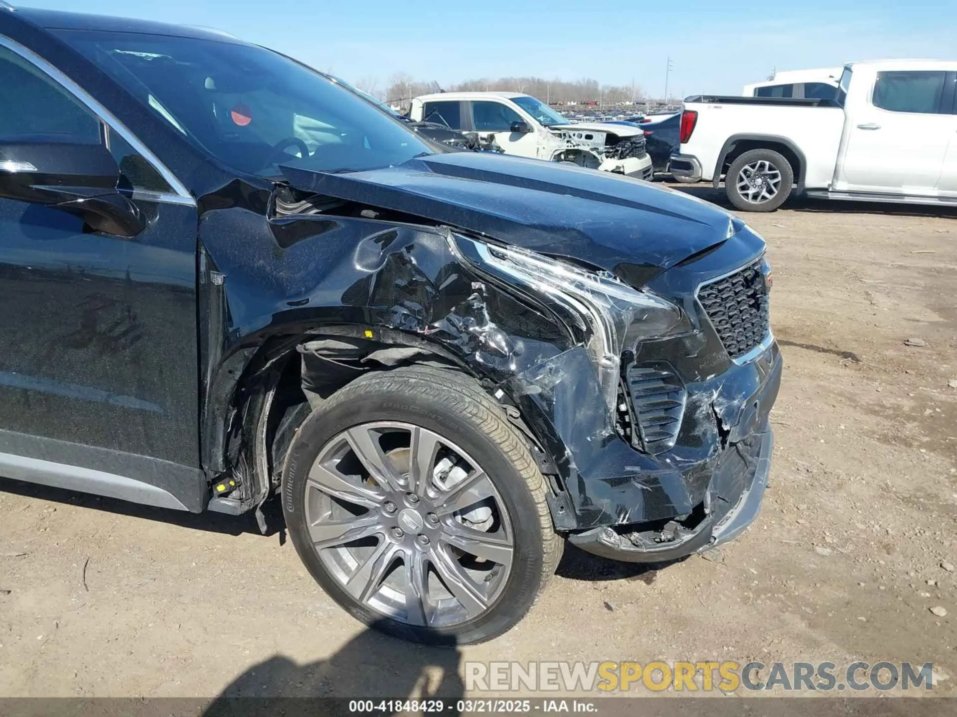 6 Фотография поврежденного автомобиля 1GYFZDR46PF195391 CADILLAC XT4 2023