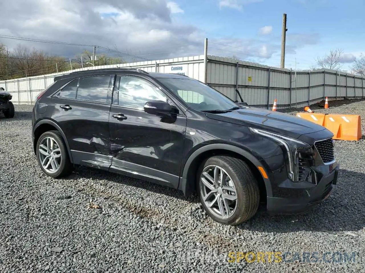 4 Фотография поврежденного автомобиля 1GYFZFR45PF128521 CADILLAC XT4 2023