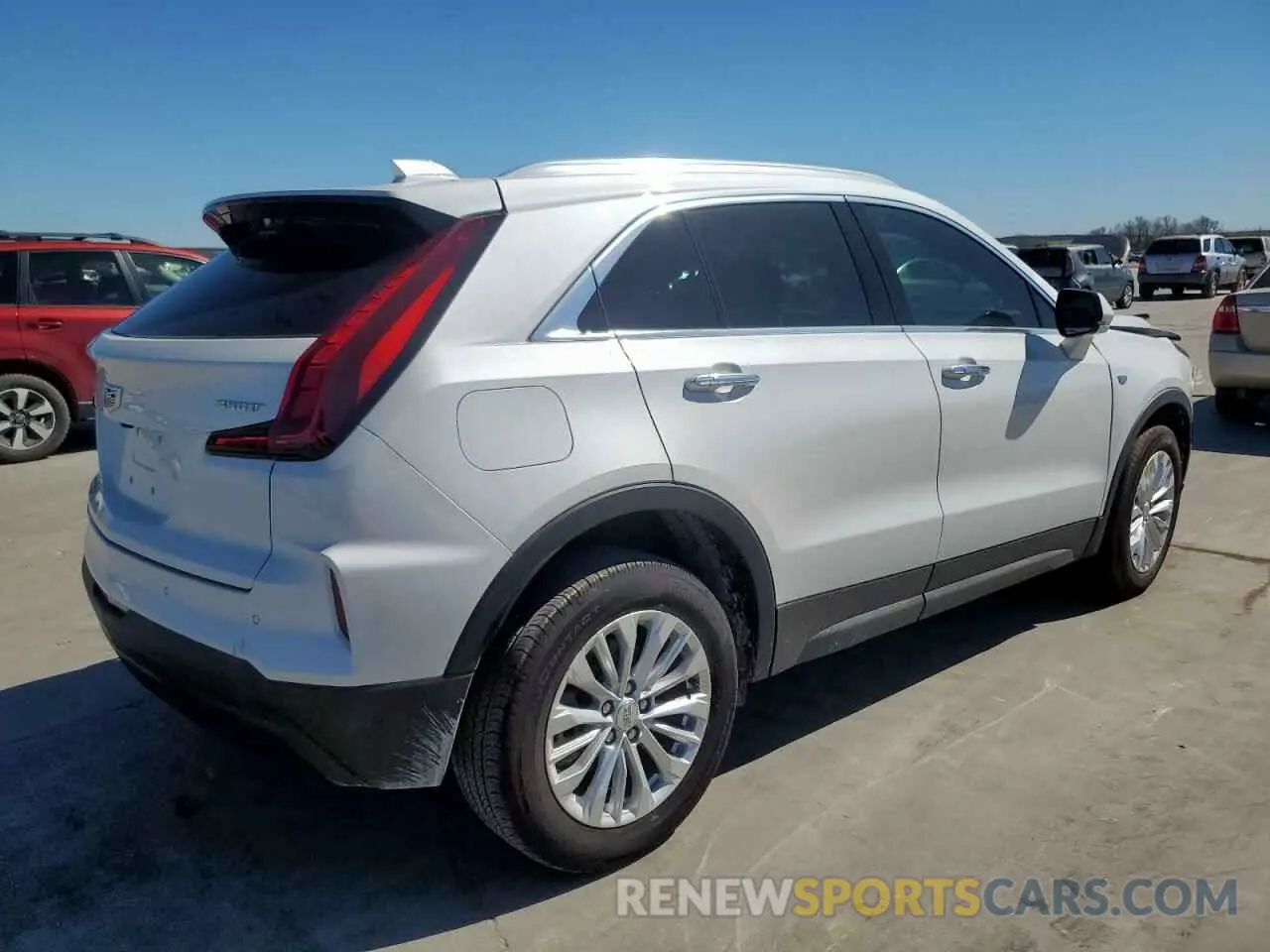3 Фотография поврежденного автомобиля 1GYAZAR44RF233650 CADILLAC XT4 2024
