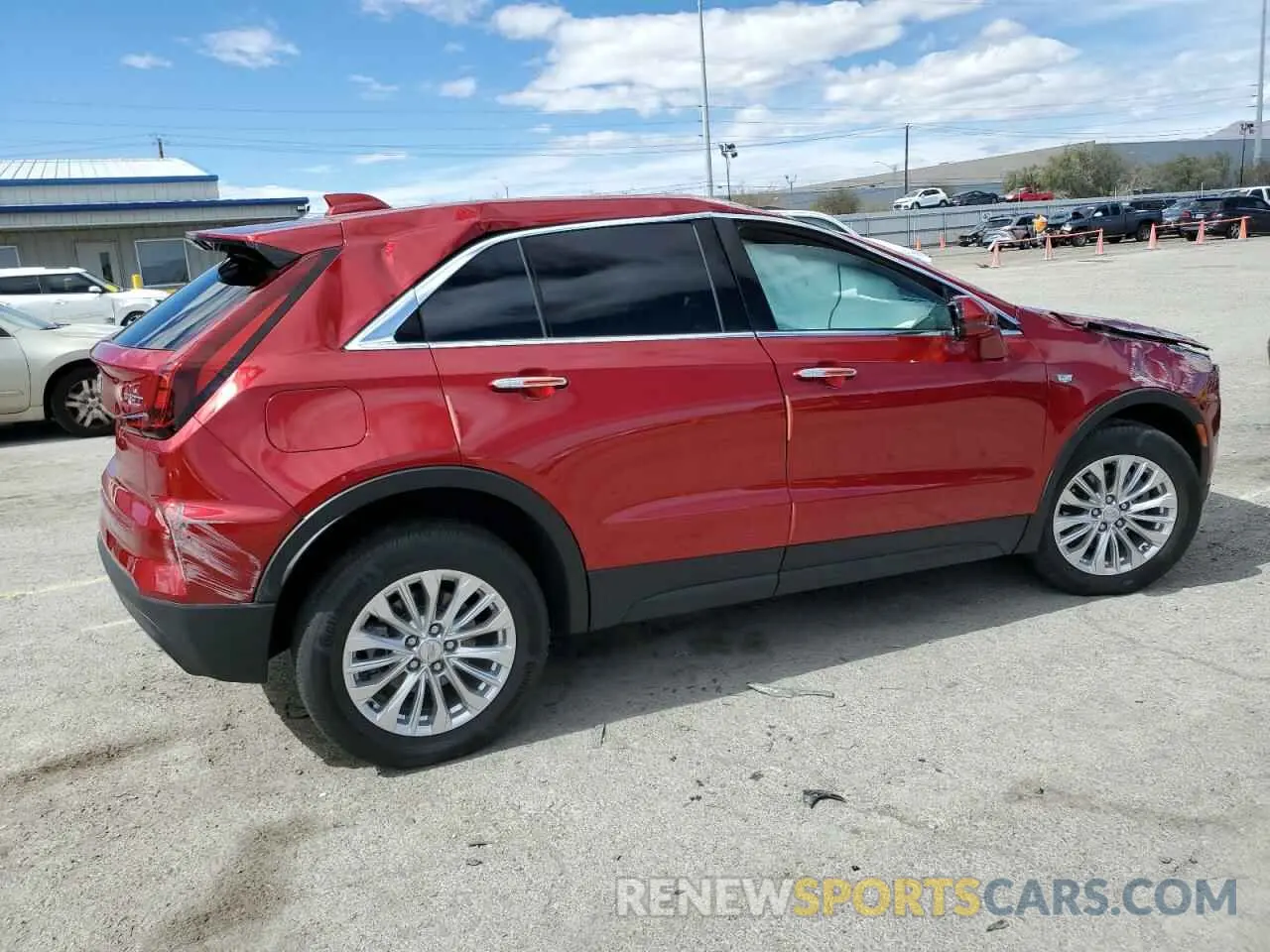 3 Фотография поврежденного автомобиля 1GYAZAR47RF111817 CADILLAC XT4 2024