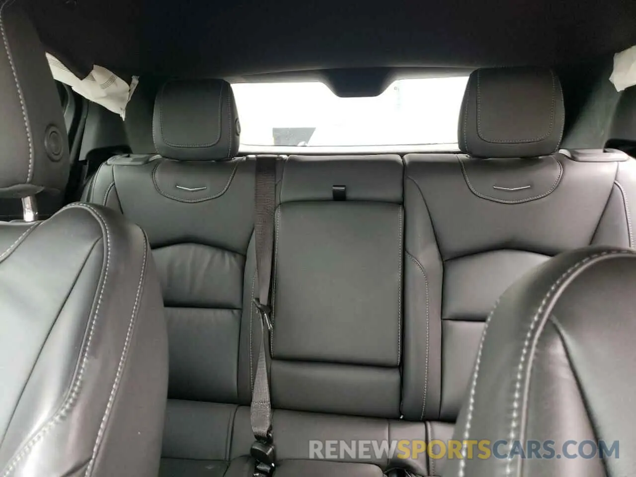 10 Фотография поврежденного автомобиля 1GYFZCR43RF221412 CADILLAC XT4 2024
