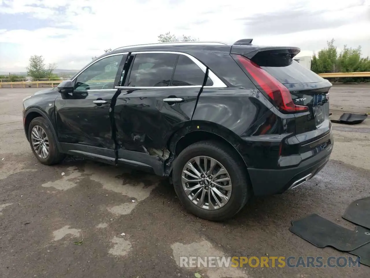 2 Фотография поврежденного автомобиля 1GYFZCR43RF221412 CADILLAC XT4 2024