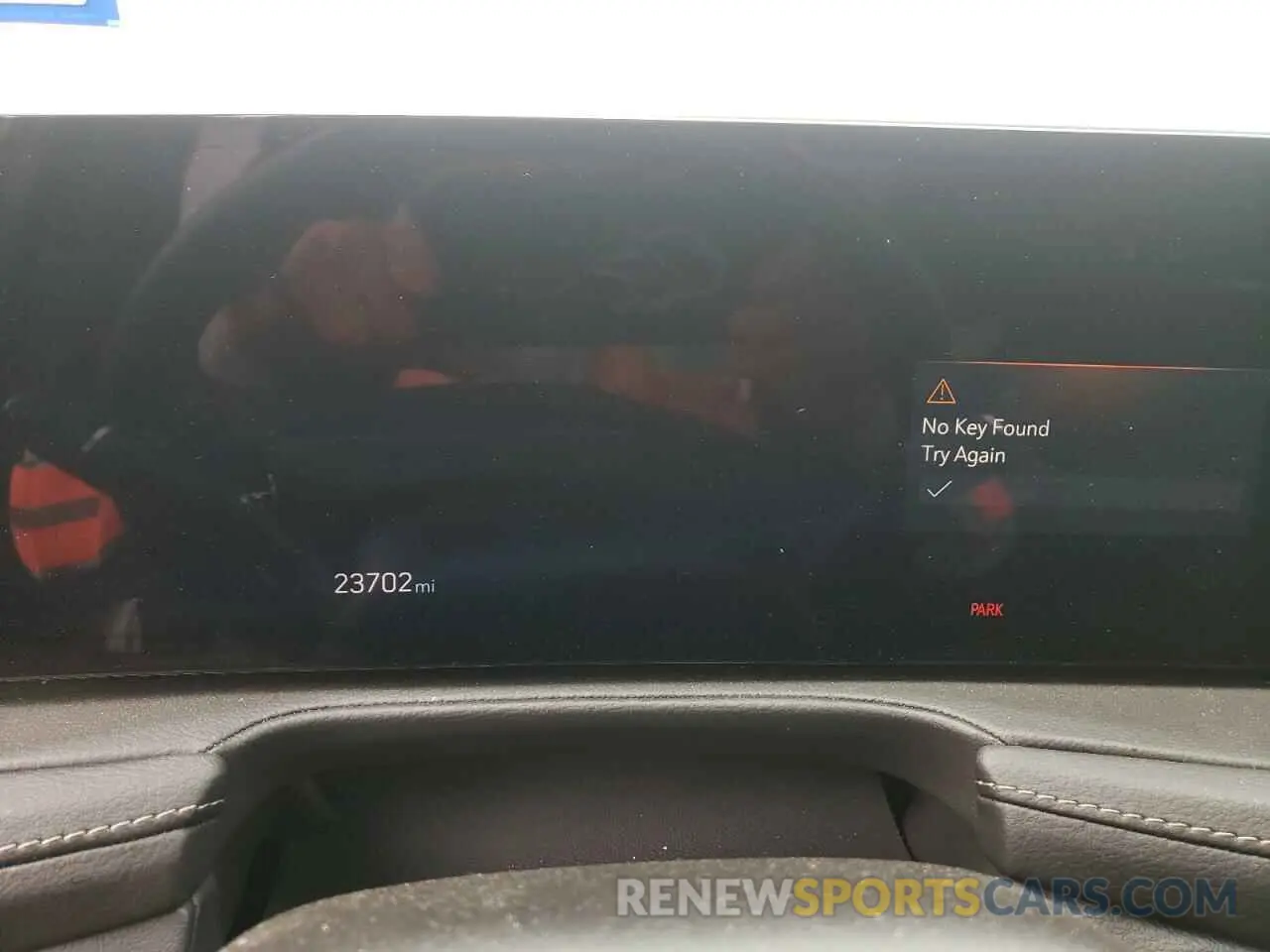 9 Фотография поврежденного автомобиля 1GYFZCR43RF221412 CADILLAC XT4 2024