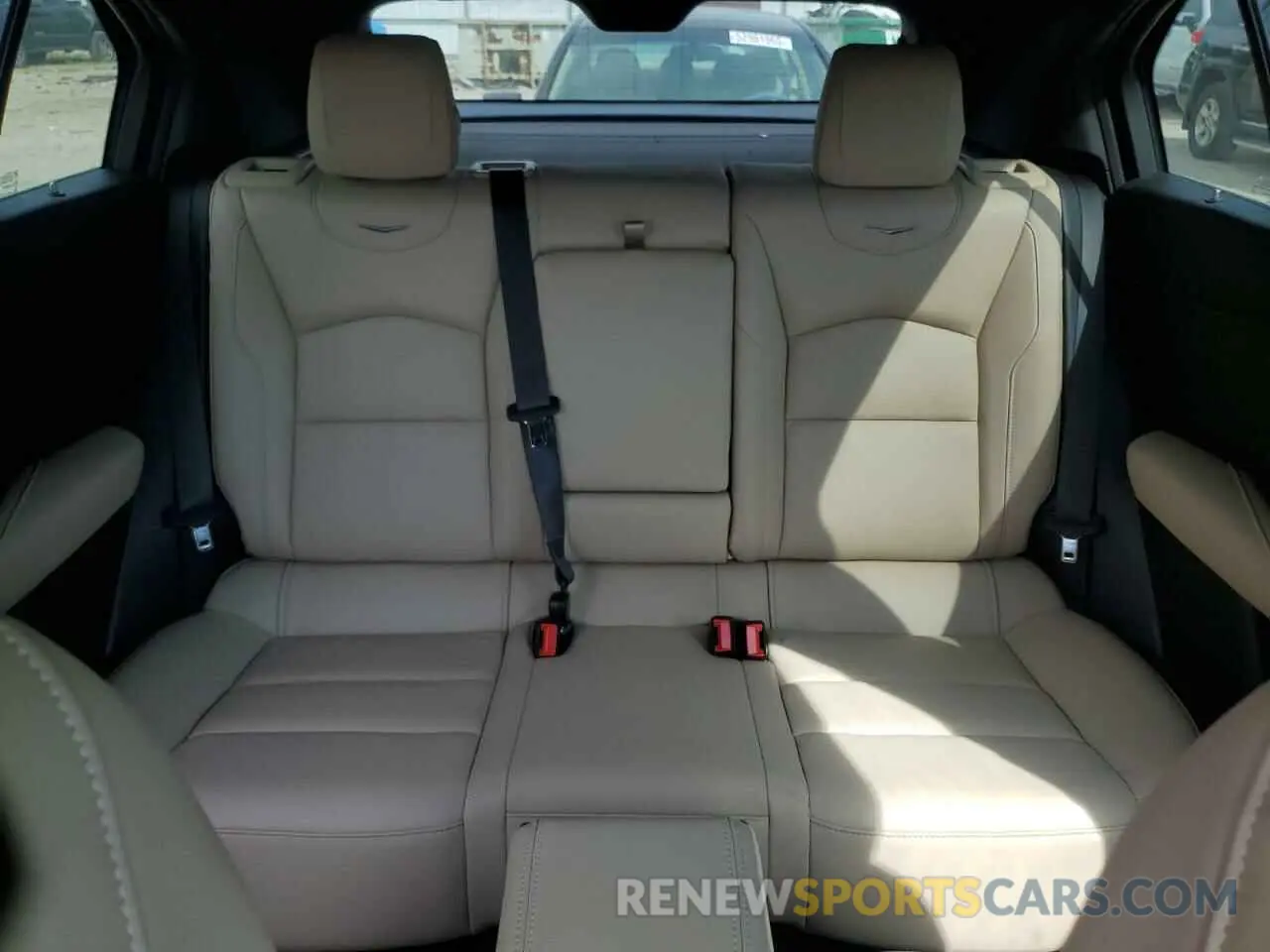 10 Фотография поврежденного автомобиля 1GYFZCR48RF169081 CADILLAC XT4 2024