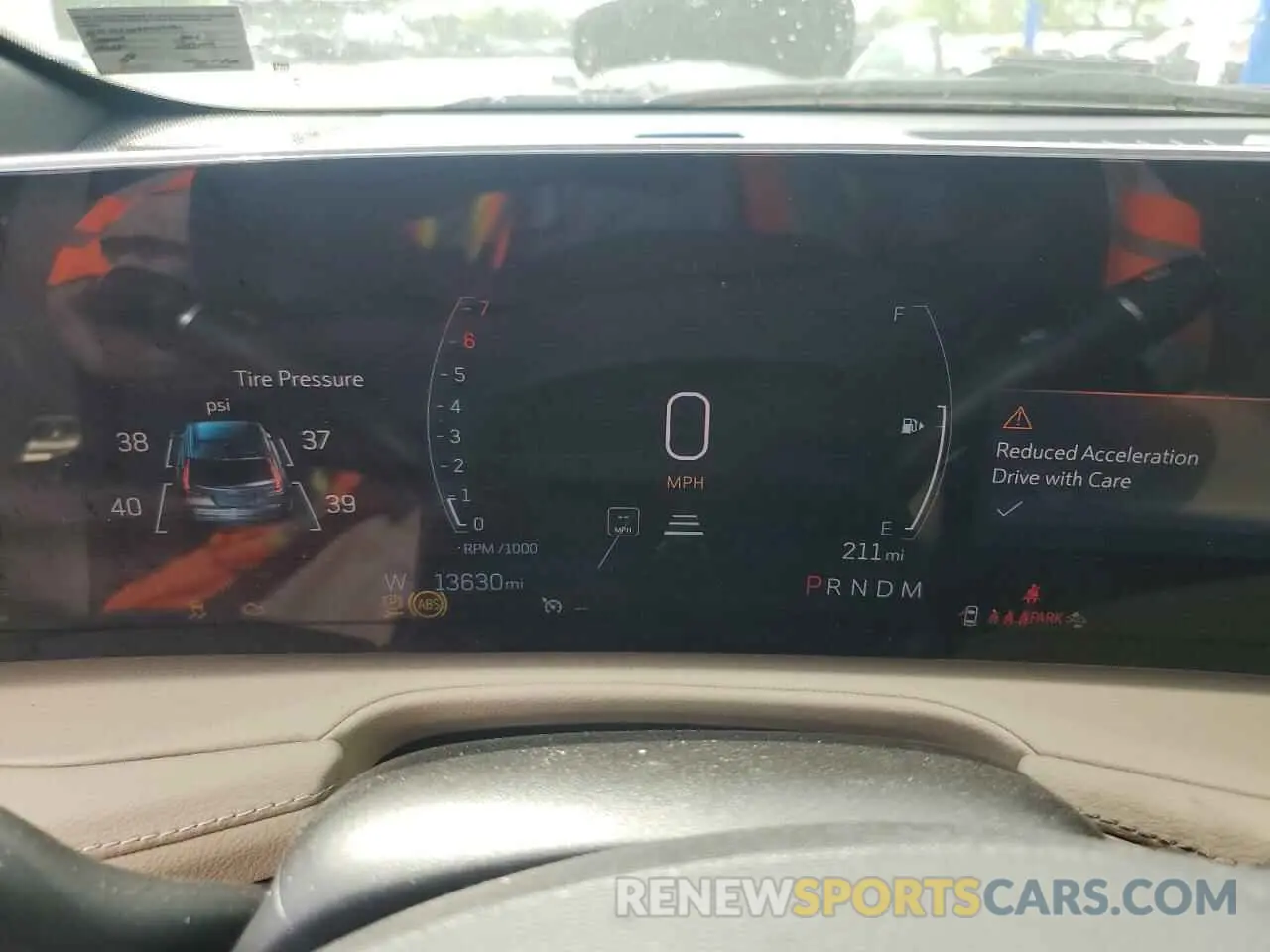 9 Фотография поврежденного автомобиля 1GYFZCR48RF169081 CADILLAC XT4 2024