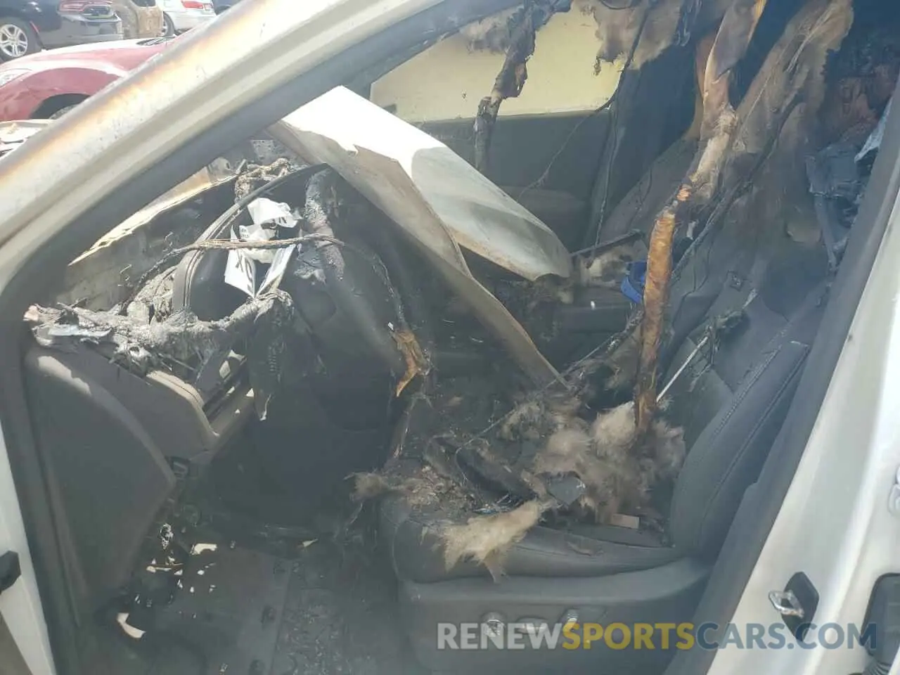 7 Фотография поврежденного автомобиля 1GYFZDR45RF102198 CADILLAC XT4 2024