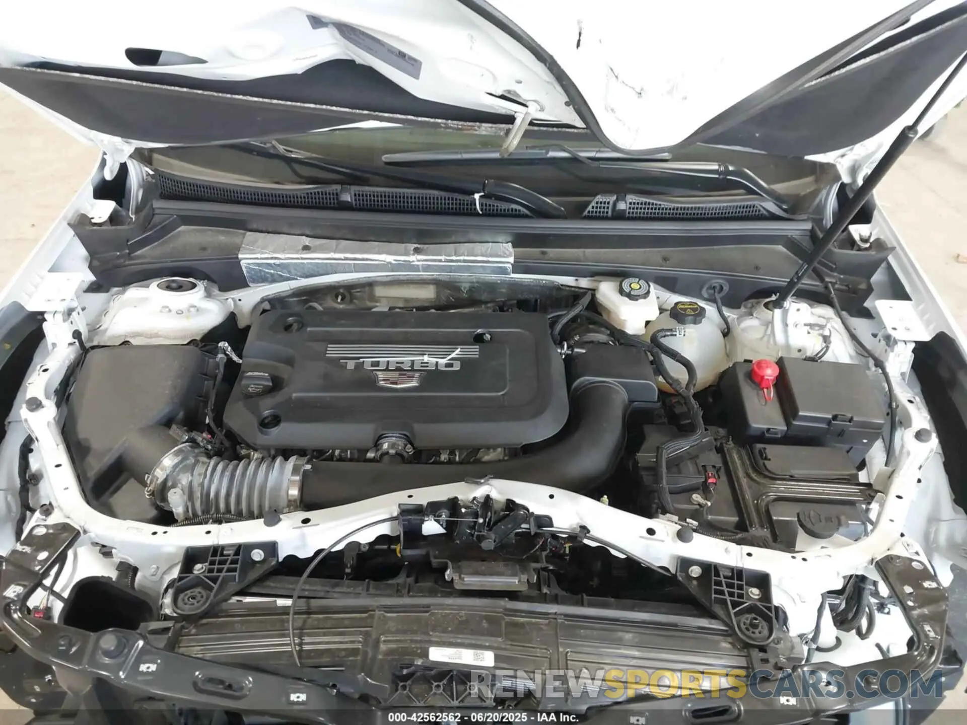 10 Фотография поврежденного автомобиля 1GYFZDR47RF206465 CADILLAC XT4 2024