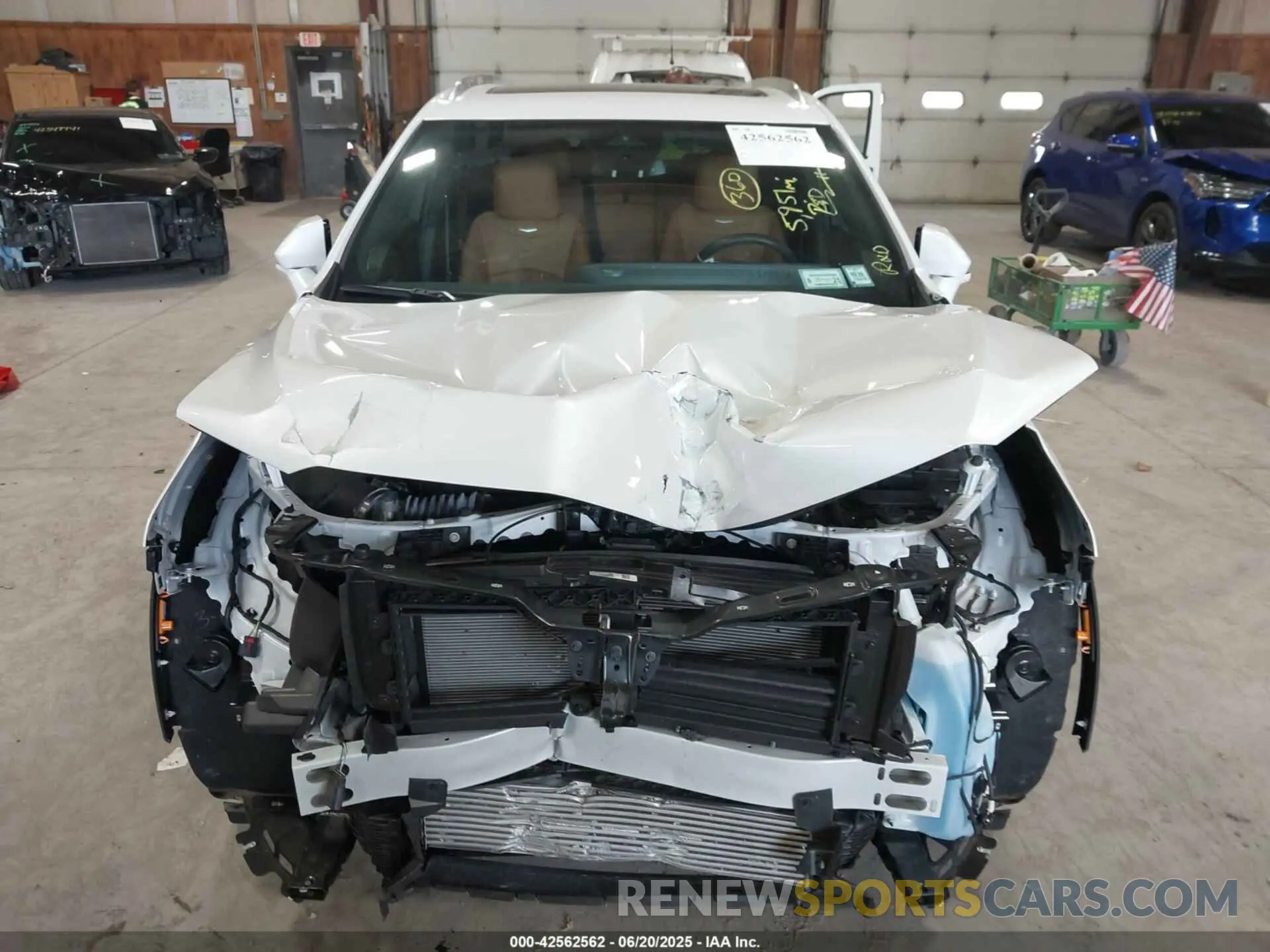 13 Фотография поврежденного автомобиля 1GYFZDR47RF206465 CADILLAC XT4 2024
