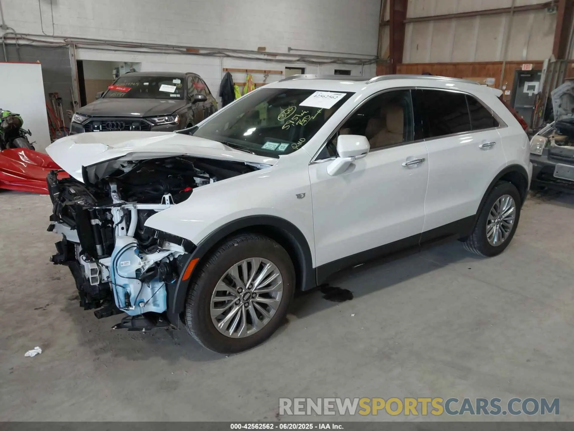 2 Фотография поврежденного автомобиля 1GYFZDR47RF206465 CADILLAC XT4 2024