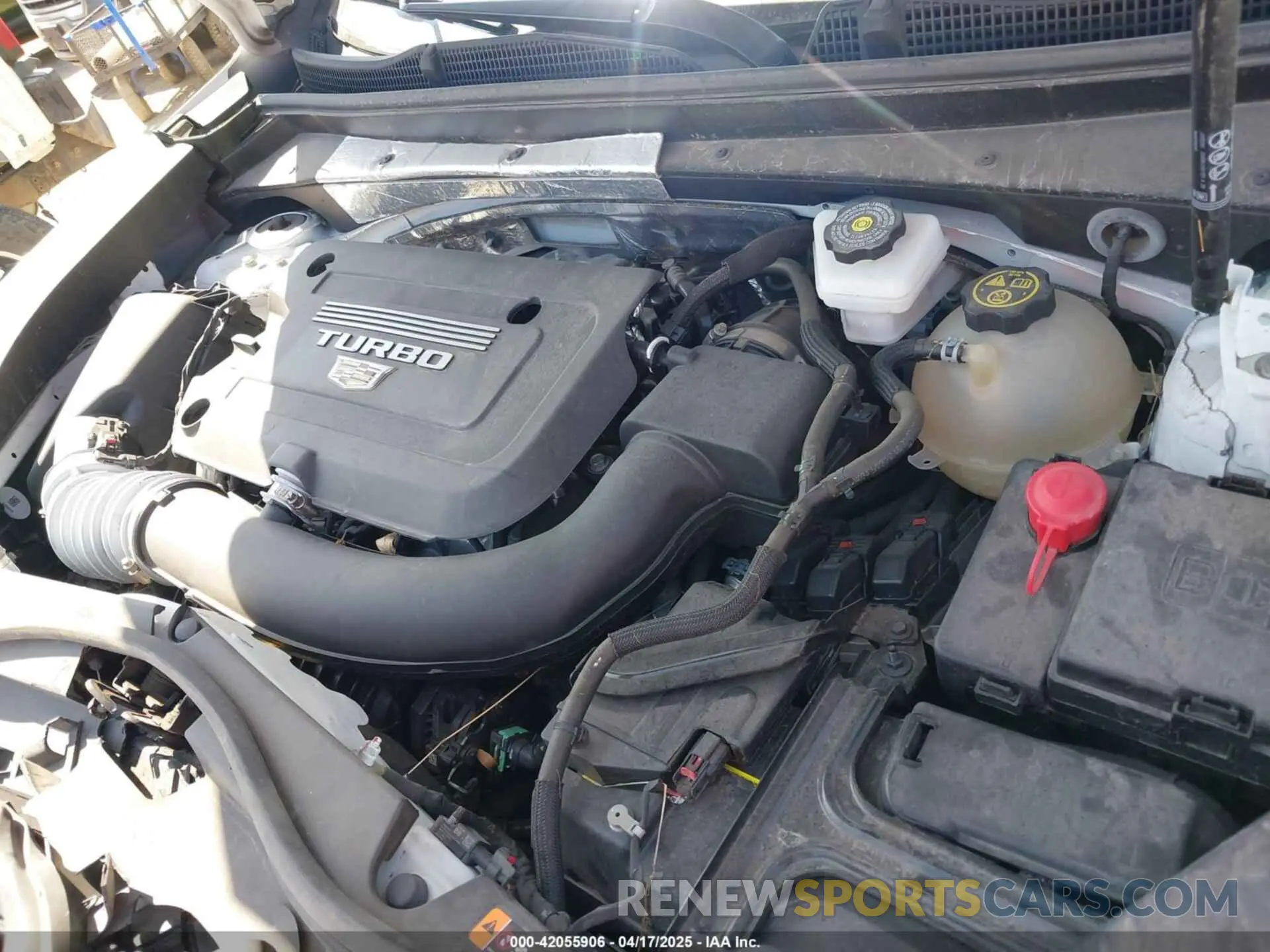 10 Фотография поврежденного автомобиля 1GYFZER43RF133293 CADILLAC XT4 2024