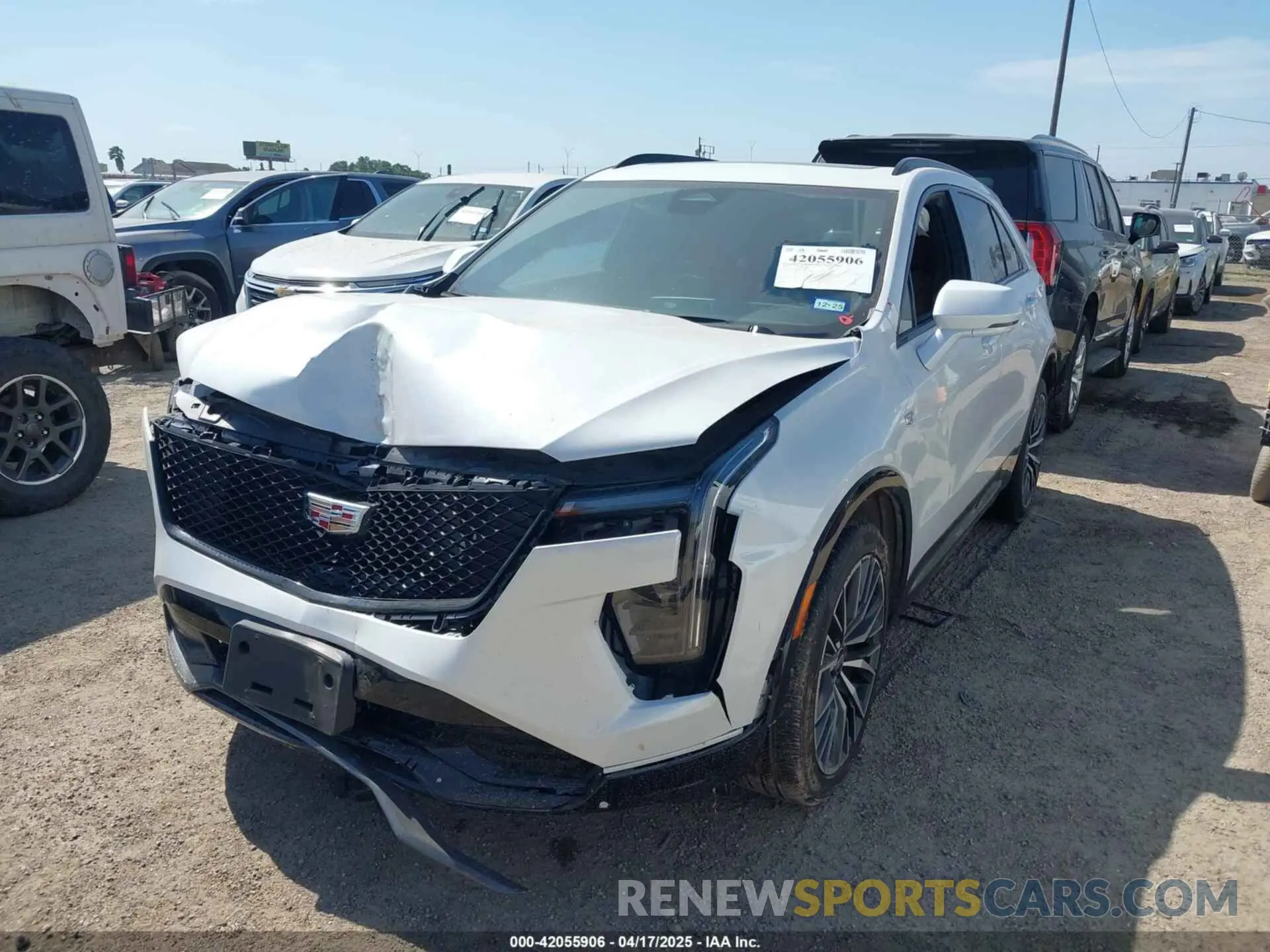 2 Фотография поврежденного автомобиля 1GYFZER43RF133293 CADILLAC XT4 2024