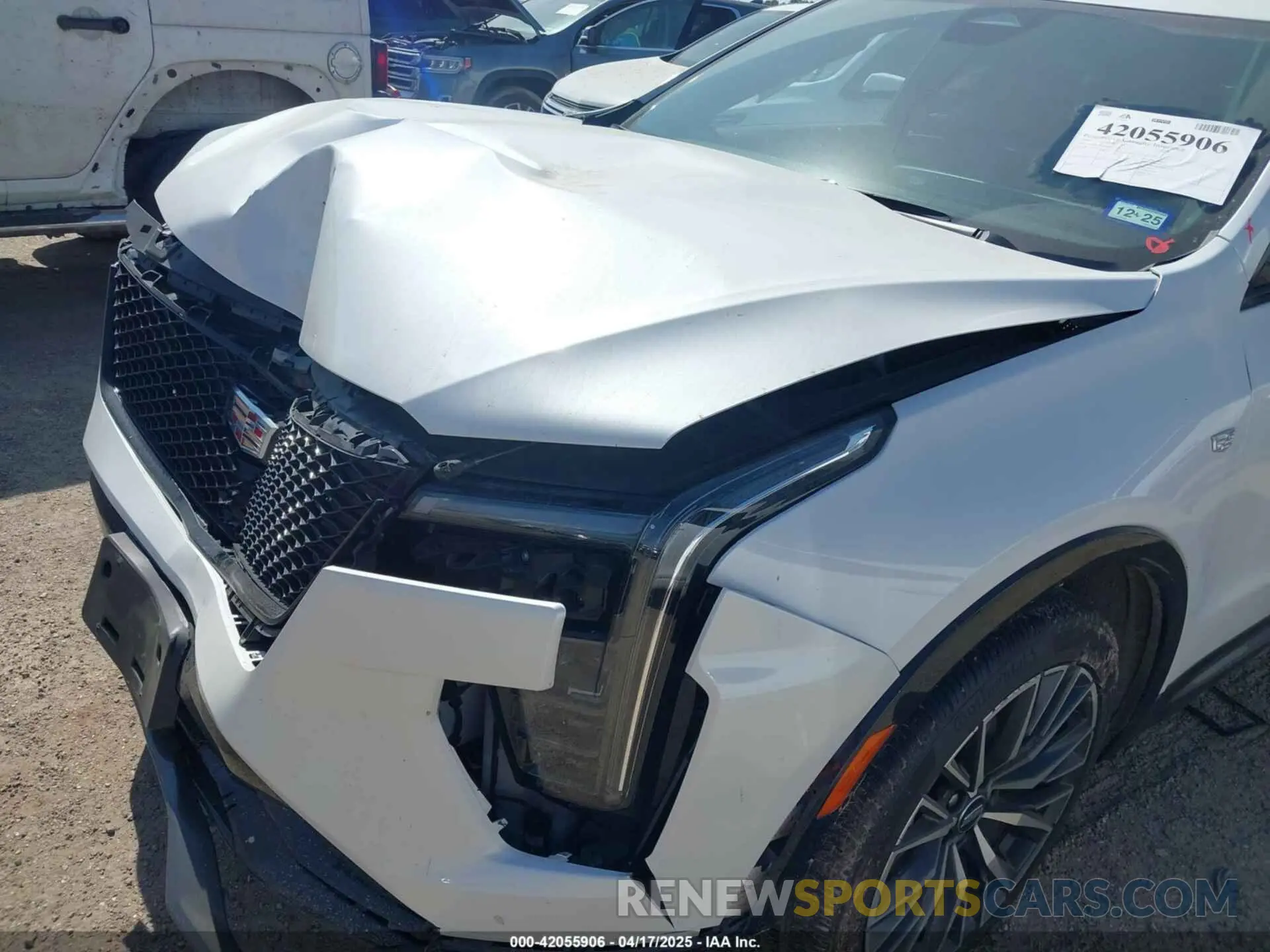 6 Фотография поврежденного автомобиля 1GYFZER43RF133293 CADILLAC XT4 2024