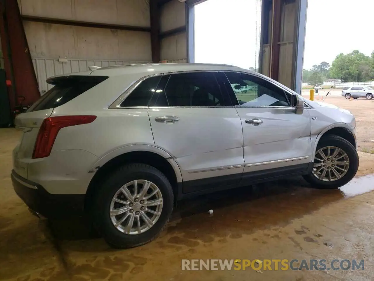 3 Photograph of a damaged car 1GYKNARS1KZ231504 CADILLAC XT5 2019