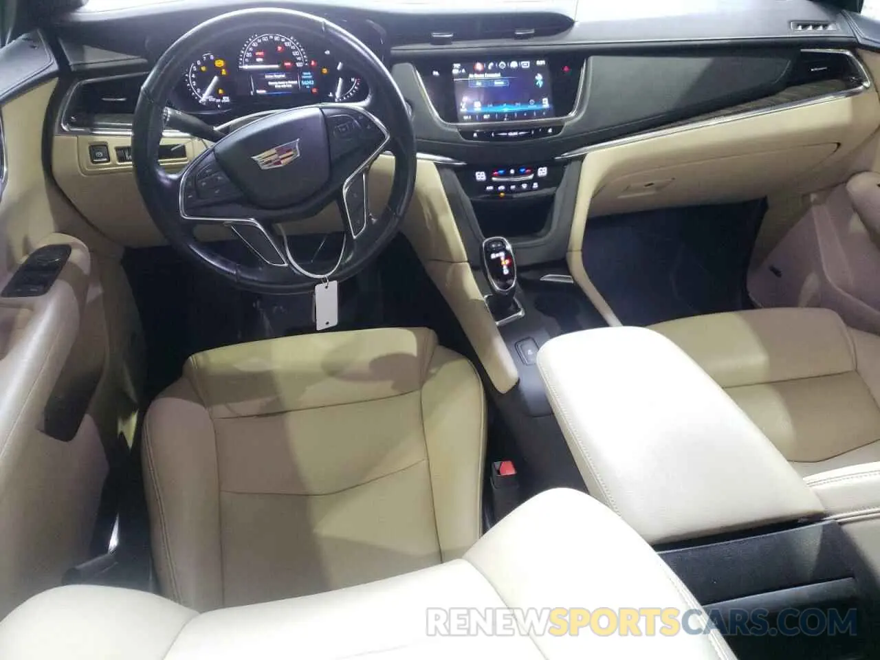 8 Photograph of a damaged car 1GYKNARS1KZ231504 CADILLAC XT5 2019