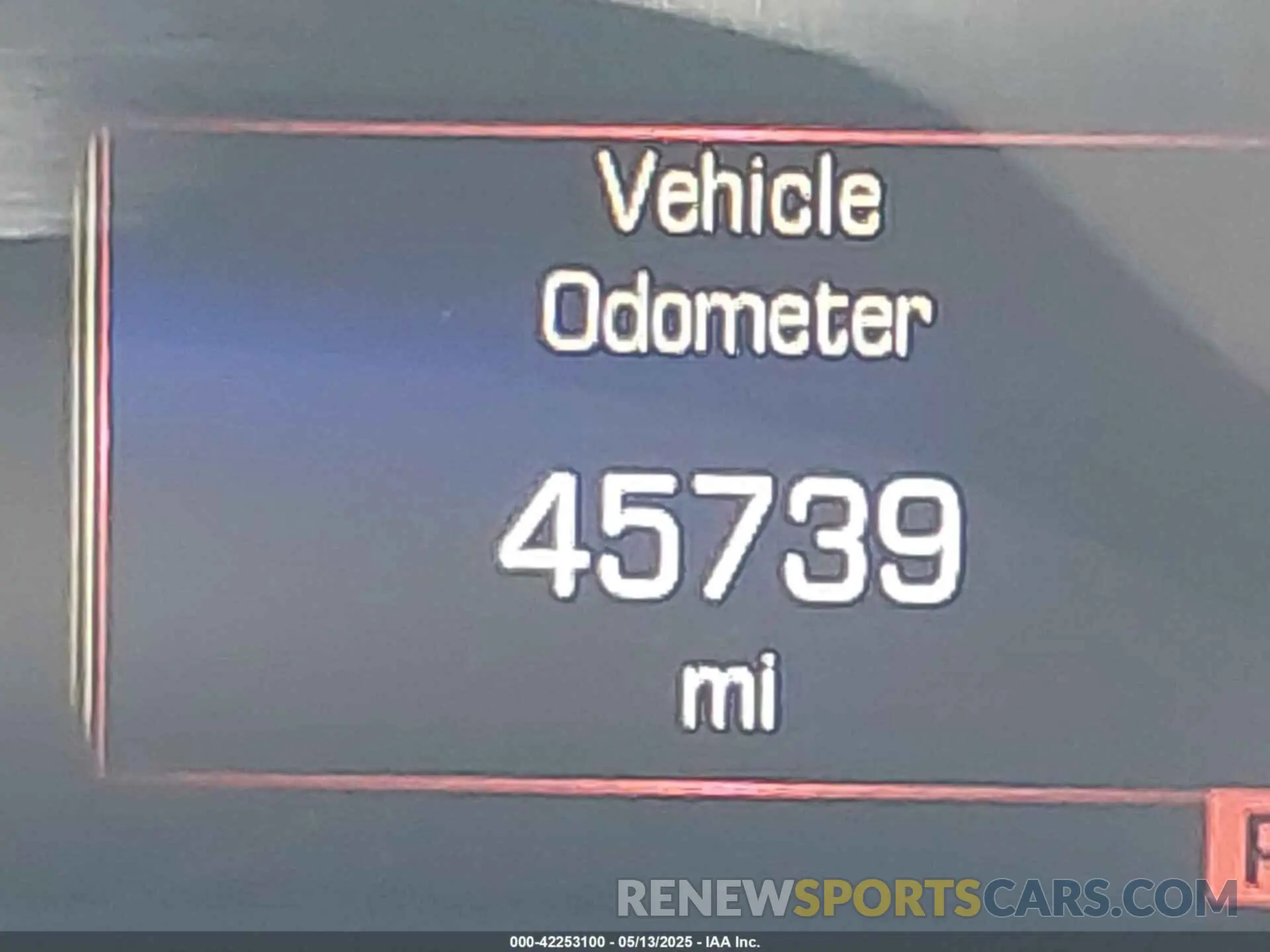 16 Photograph of a damaged car 1GYKNARS1KZ235391 CADILLAC XT5 2019