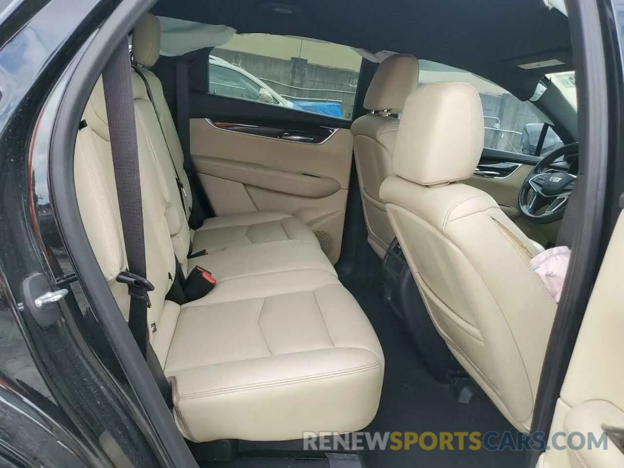 11 Photograph of a damaged car 1GYKNARS4KZ113480 CADILLAC XT5 2019