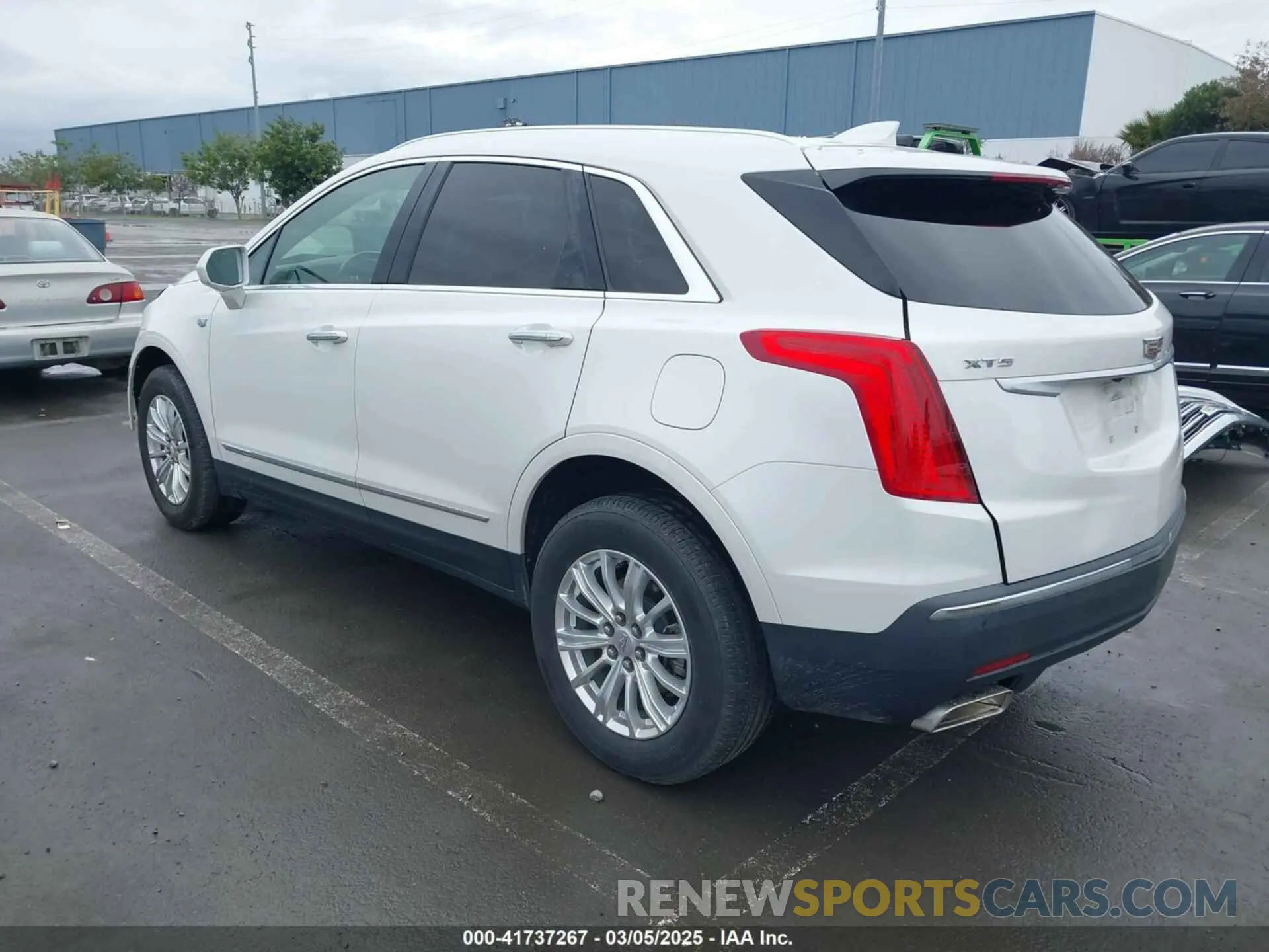 3 Фотография поврежденного автомобиля 1GYKNARS4KZ188857 CADILLAC XT5 2019