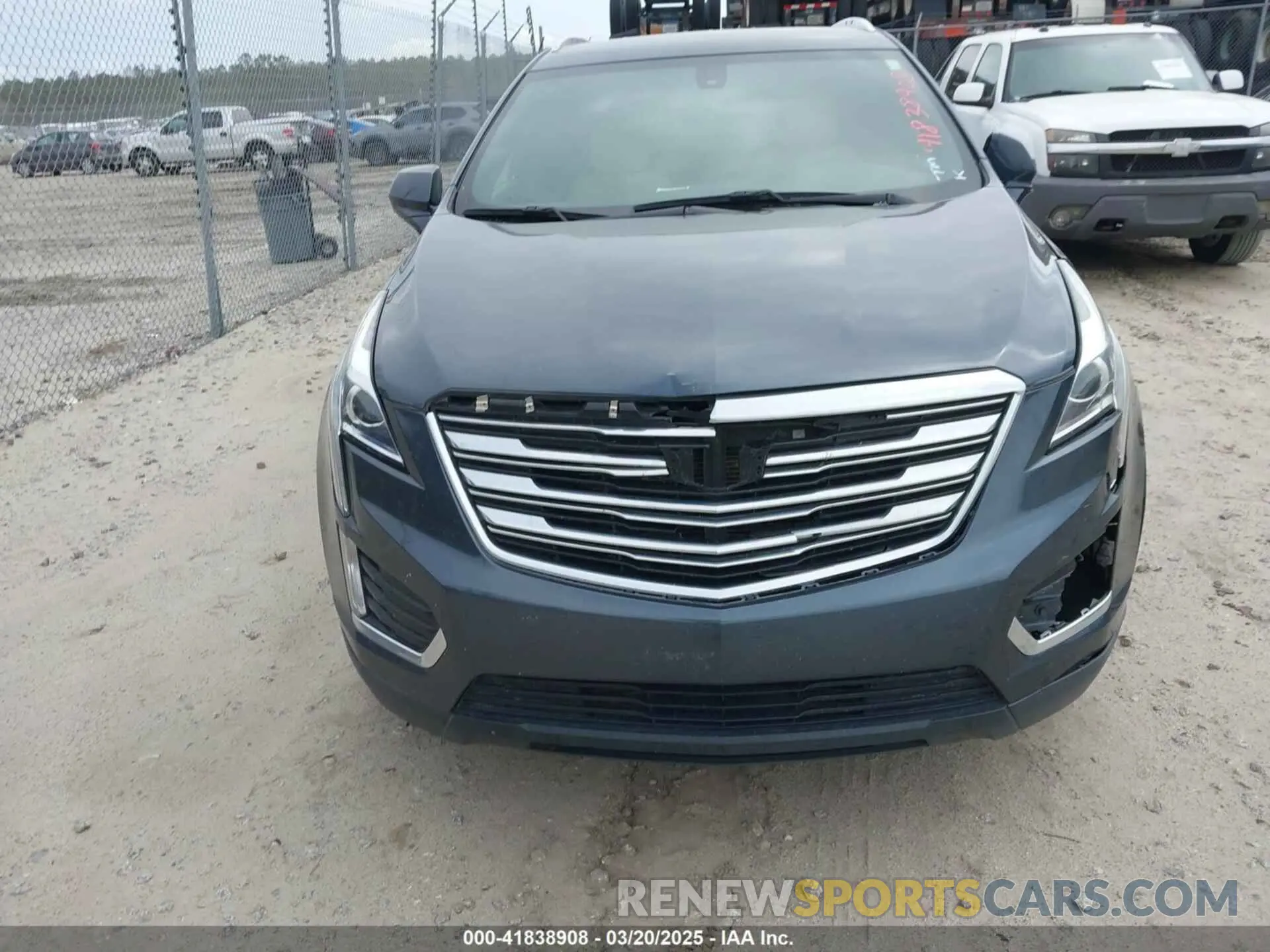 8 Photograph of a damaged car 1GYKNARS5KZ220991 CADILLAC XT5 2019
