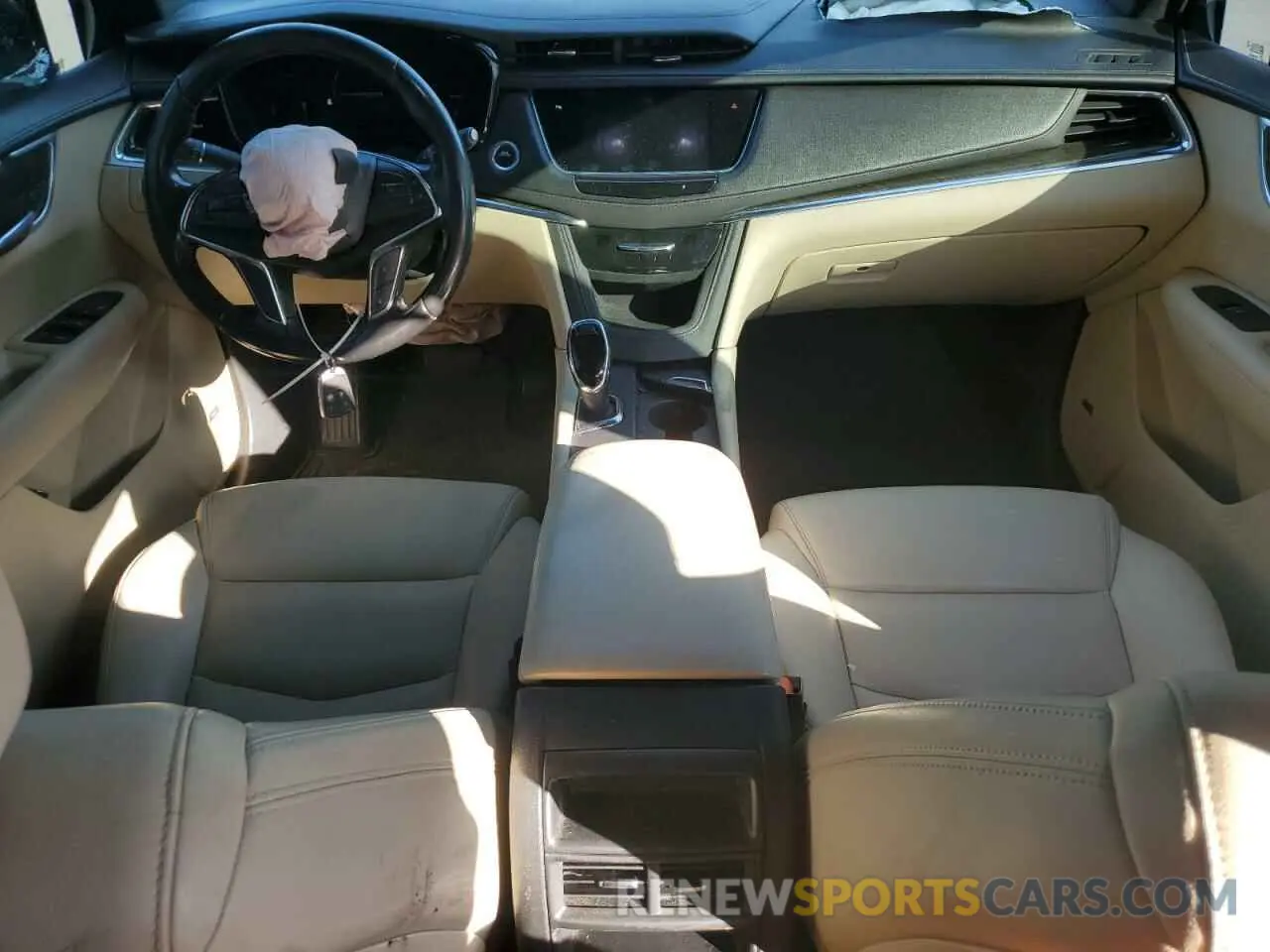 8 Фотография поврежденного автомобиля 1GYKNARS8KZ218927 CADILLAC XT5 2019