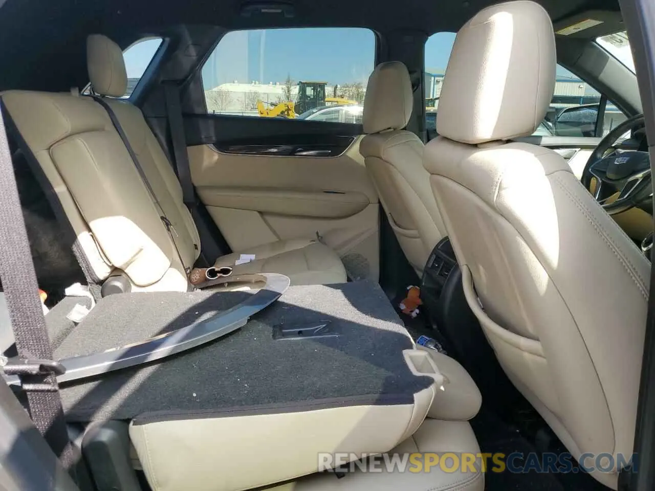 11 Фотография поврежденного автомобиля 1GYKNARS8KZ236067 CADILLAC XT5 2019