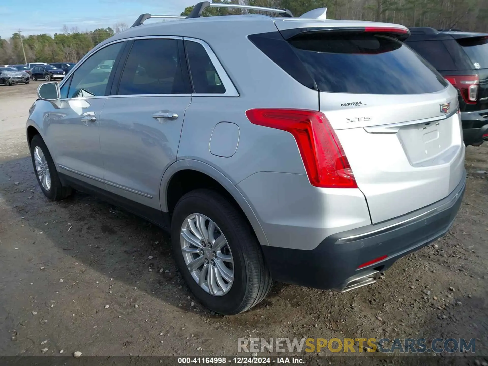 3 Фотография поврежденного автомобиля 1GYKNARS9KZ244873 CADILLAC XT5 2019