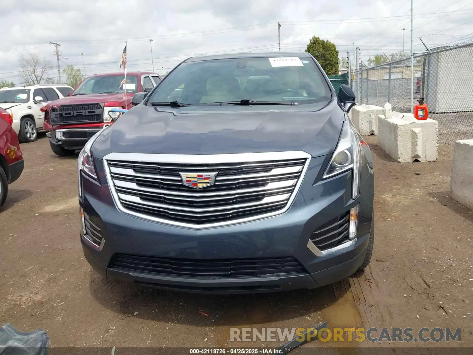 12 Фотография поврежденного автомобиля 1GYKNBRS0KZ198372 CADILLAC XT5 2019