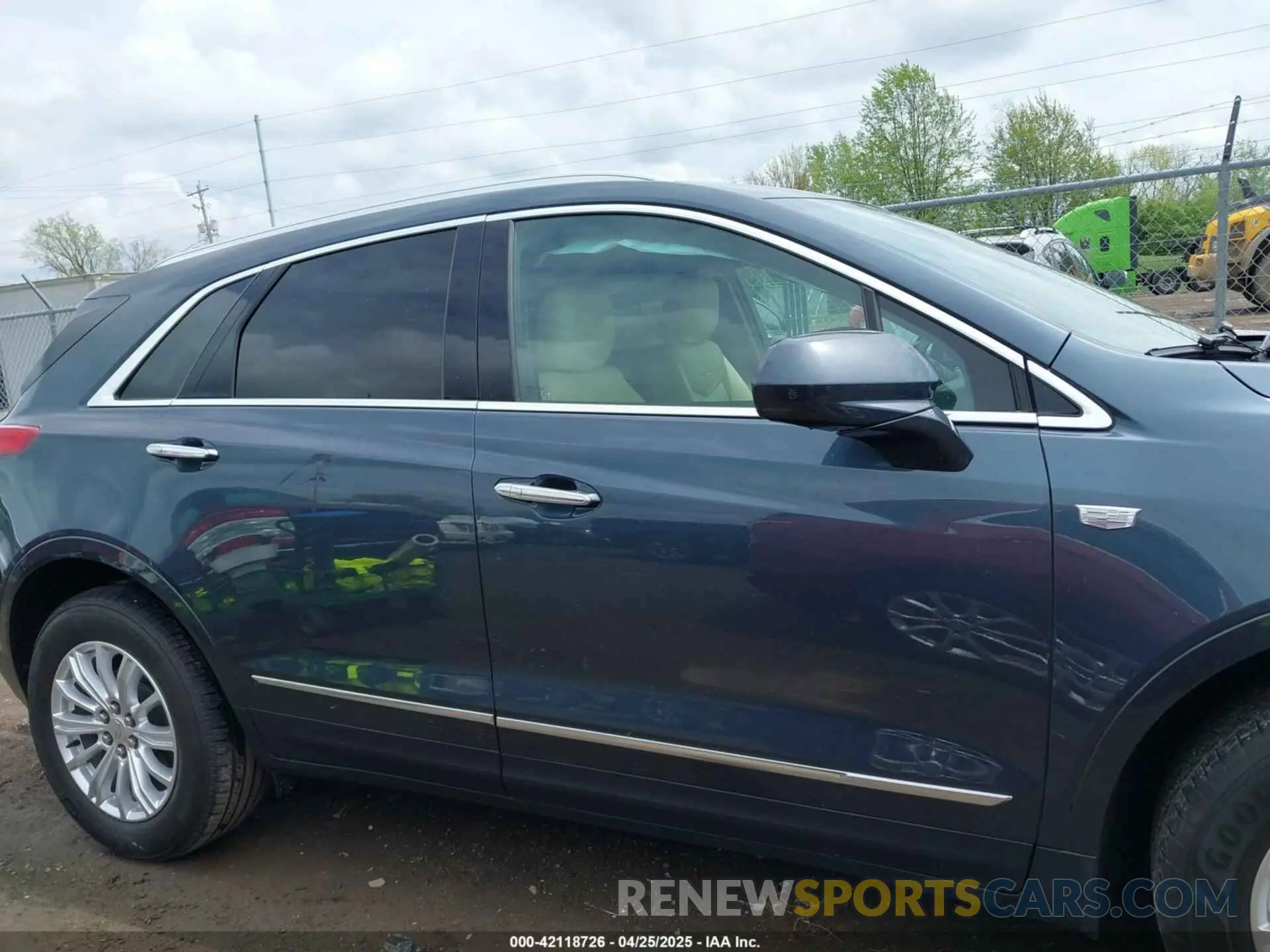 13 Фотография поврежденного автомобиля 1GYKNBRS0KZ198372 CADILLAC XT5 2019