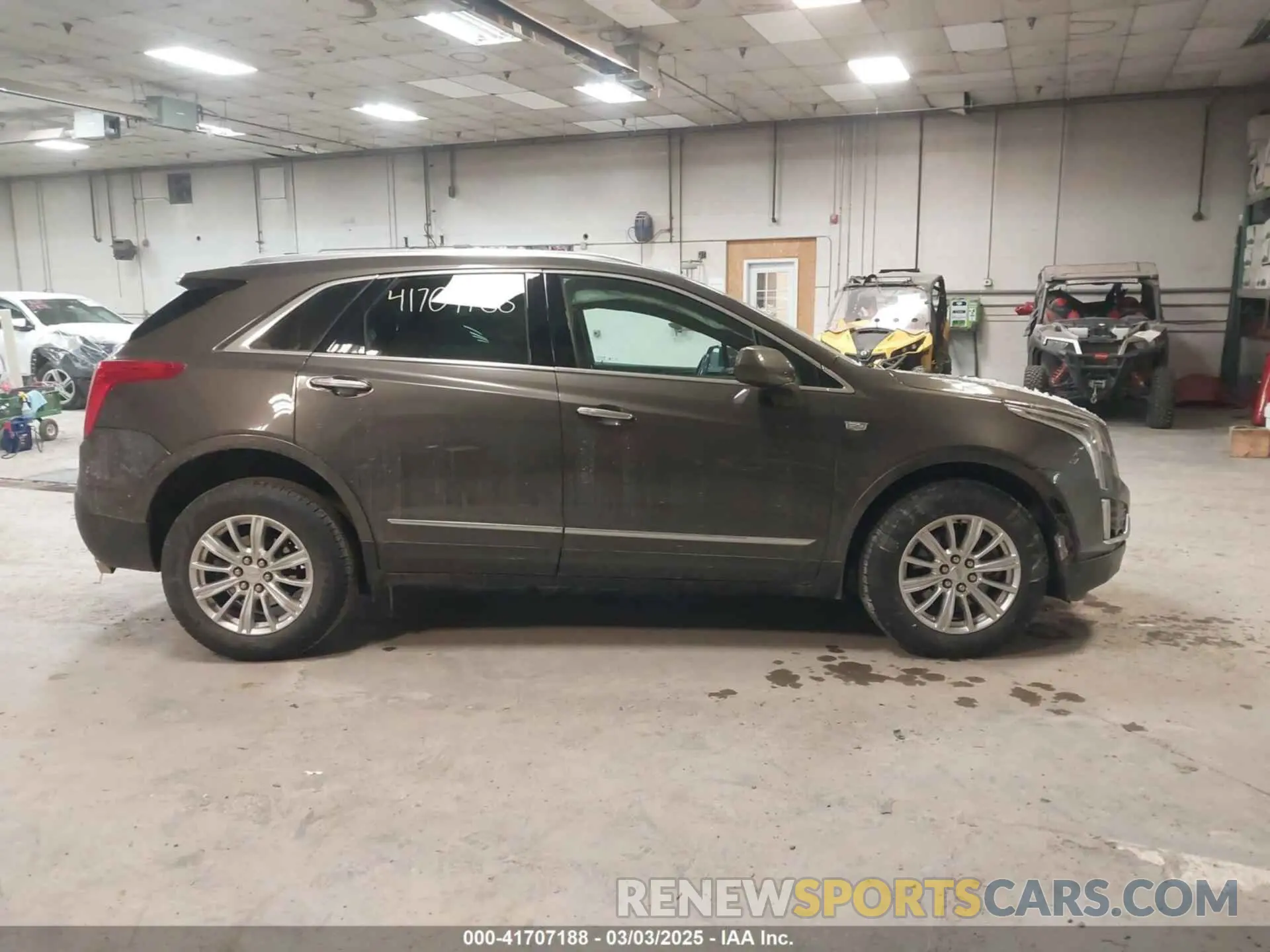 14 Фотография поврежденного автомобиля 1GYKNBRS6KZ199736 CADILLAC XT5 2019
