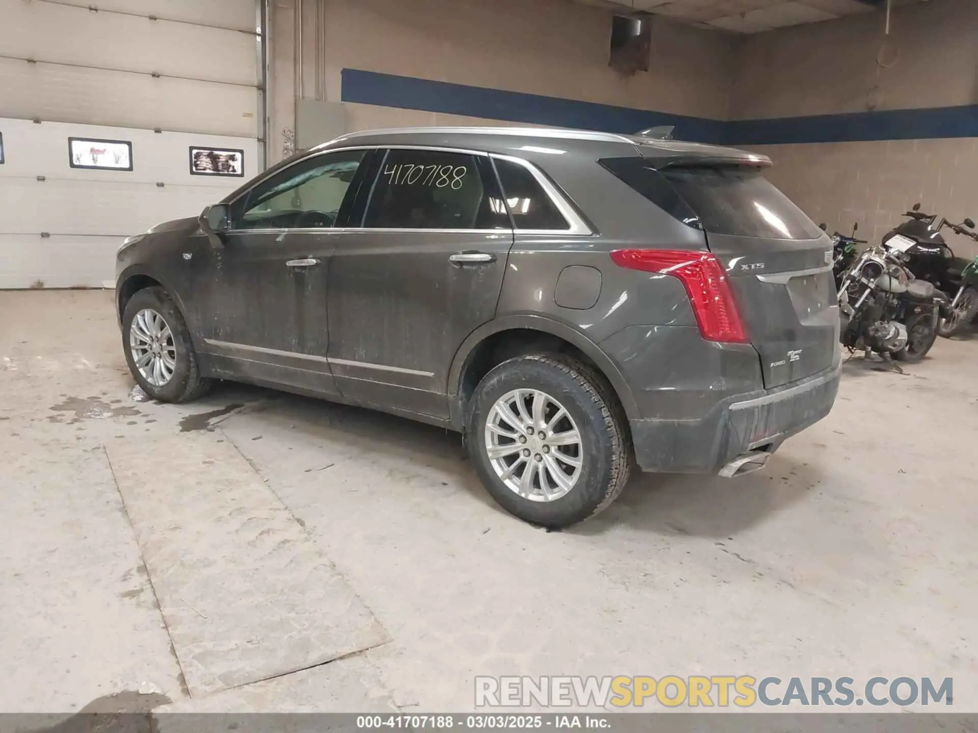 3 Фотография поврежденного автомобиля 1GYKNBRS6KZ199736 CADILLAC XT5 2019