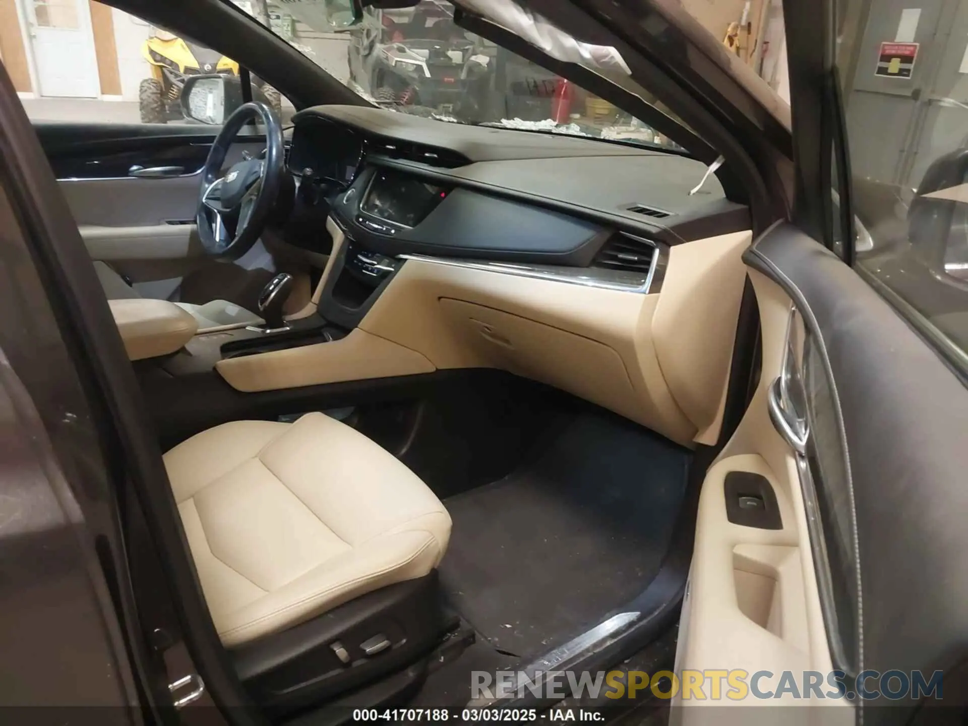 5 Фотография поврежденного автомобиля 1GYKNBRS6KZ199736 CADILLAC XT5 2019