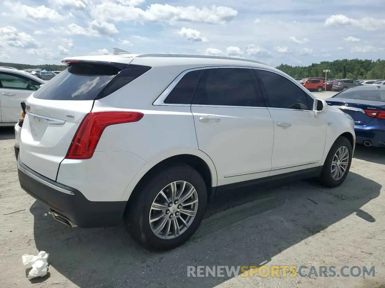 3 Photograph of a damaged car 1GYKNCRS0KZ250069 CADILLAC XT5 2019
