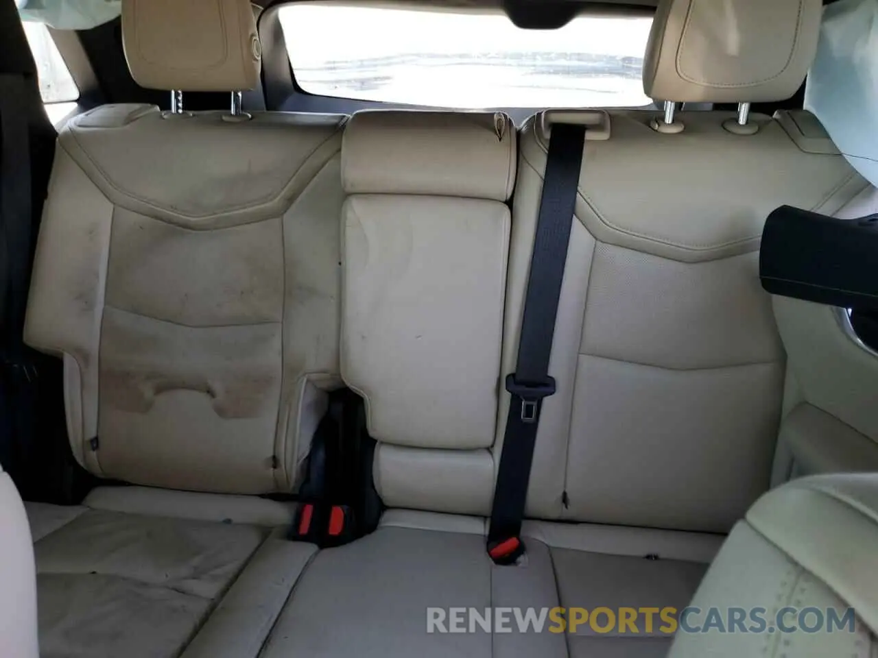 10 Фотография поврежденного автомобиля 1GYKNCRS3KZ177229 CADILLAC XT5 2019